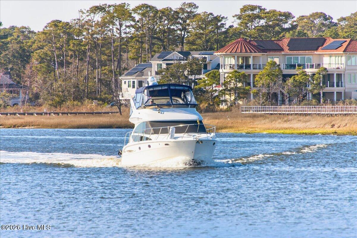 102 Lucas Cove