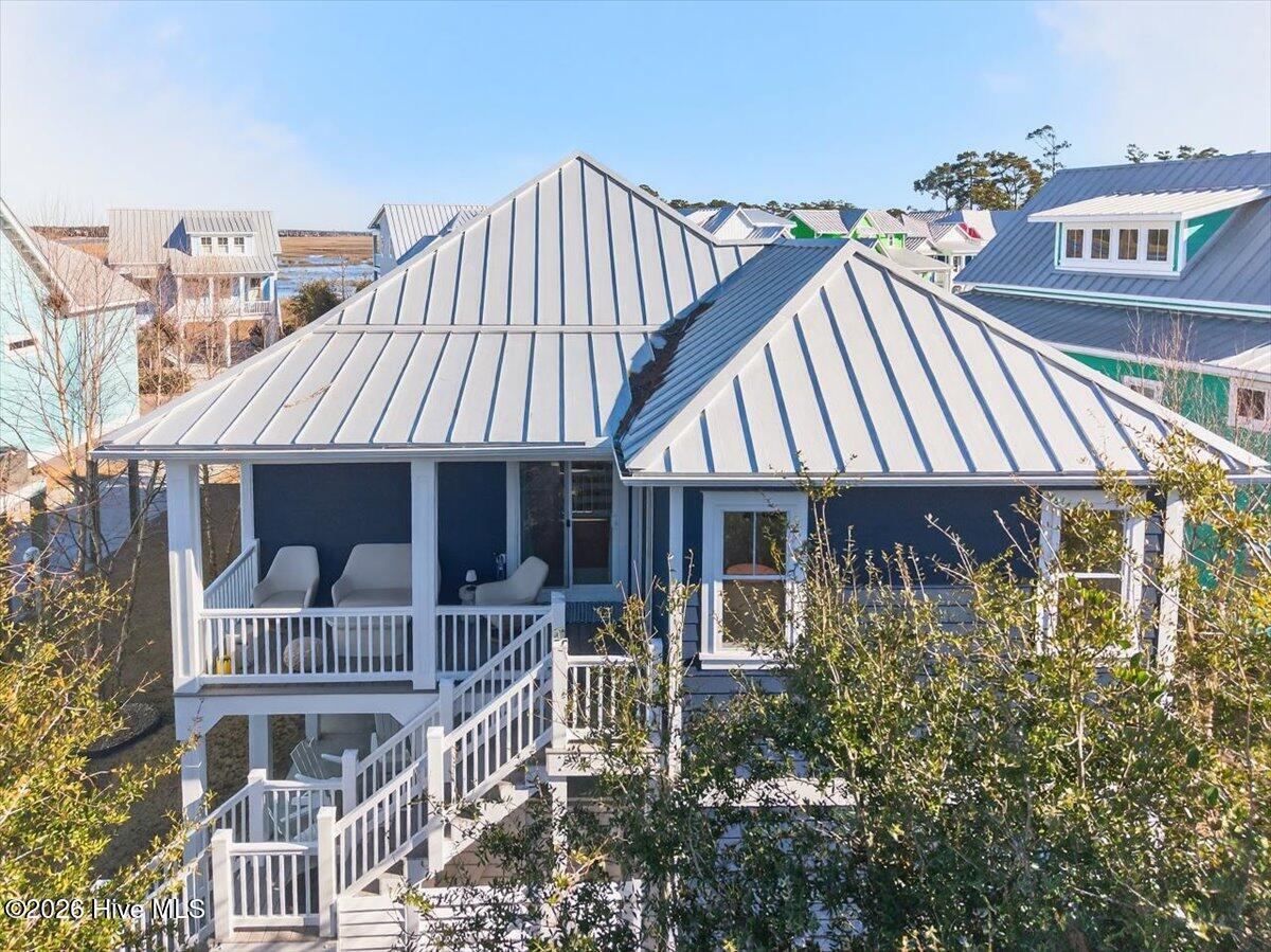 102 Lucas Cove