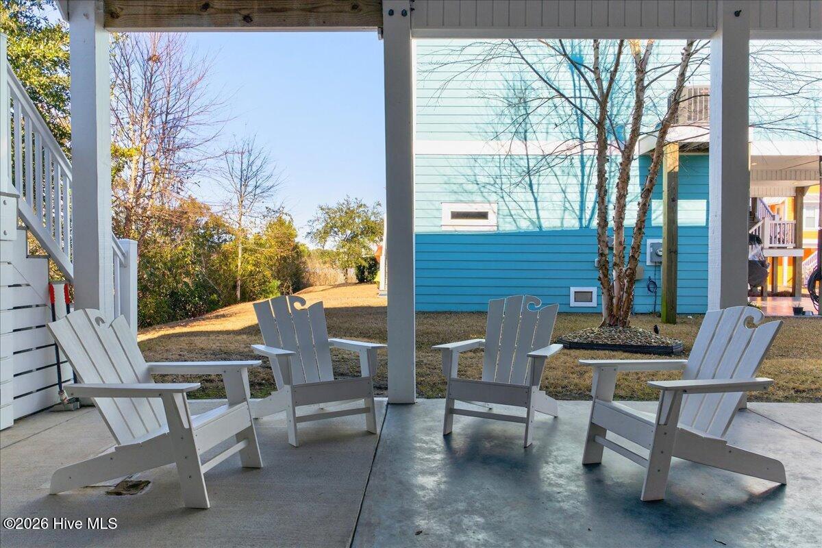 102 Lucas Cove