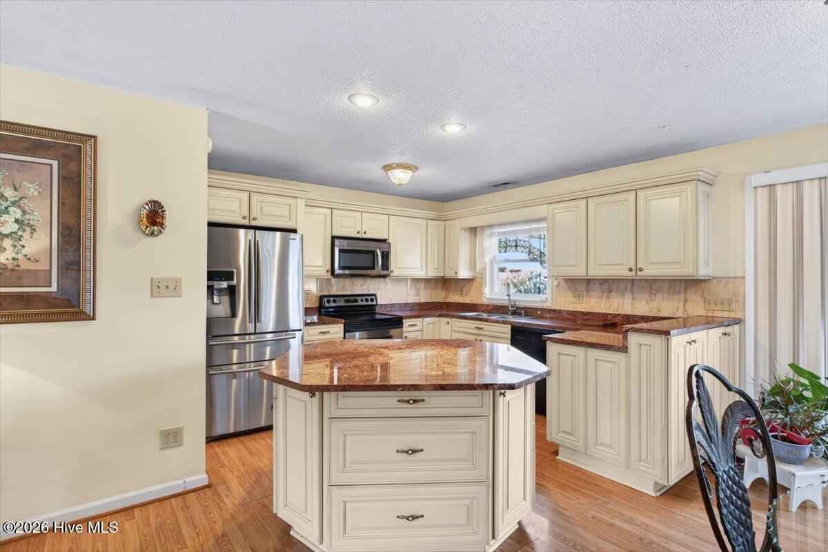 104 NE 34th Street