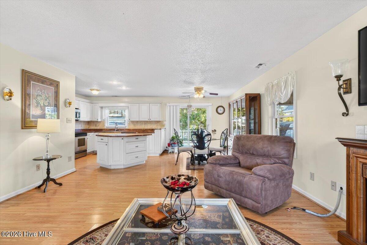 104 NE 34th Street