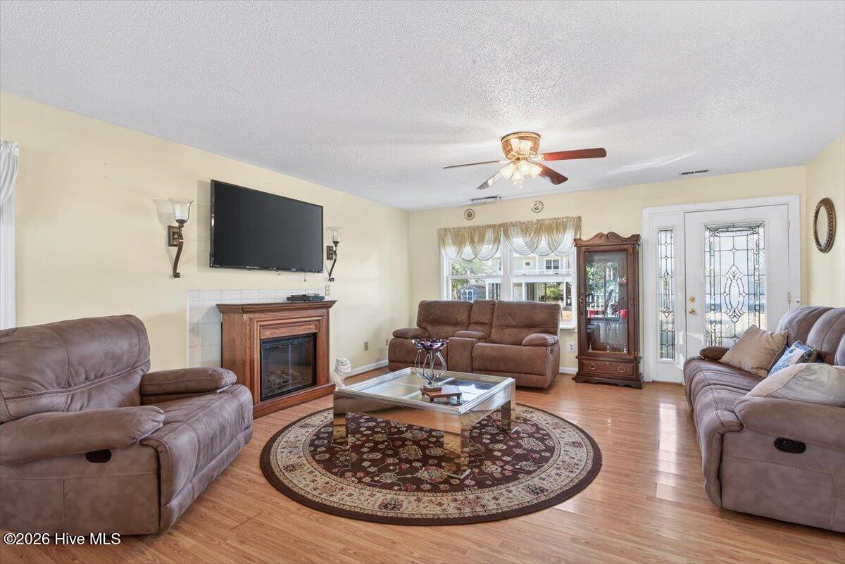 104 NE 34th Street