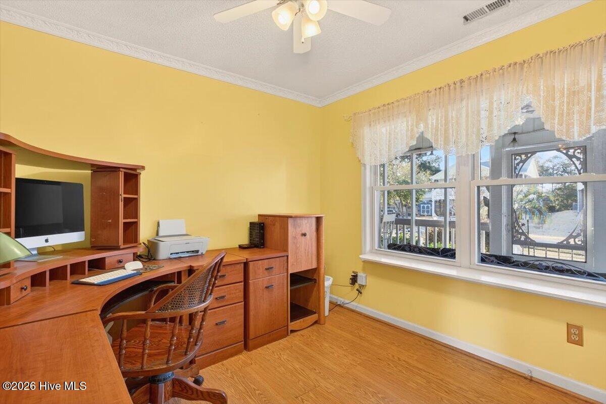 104 NE 34th Street