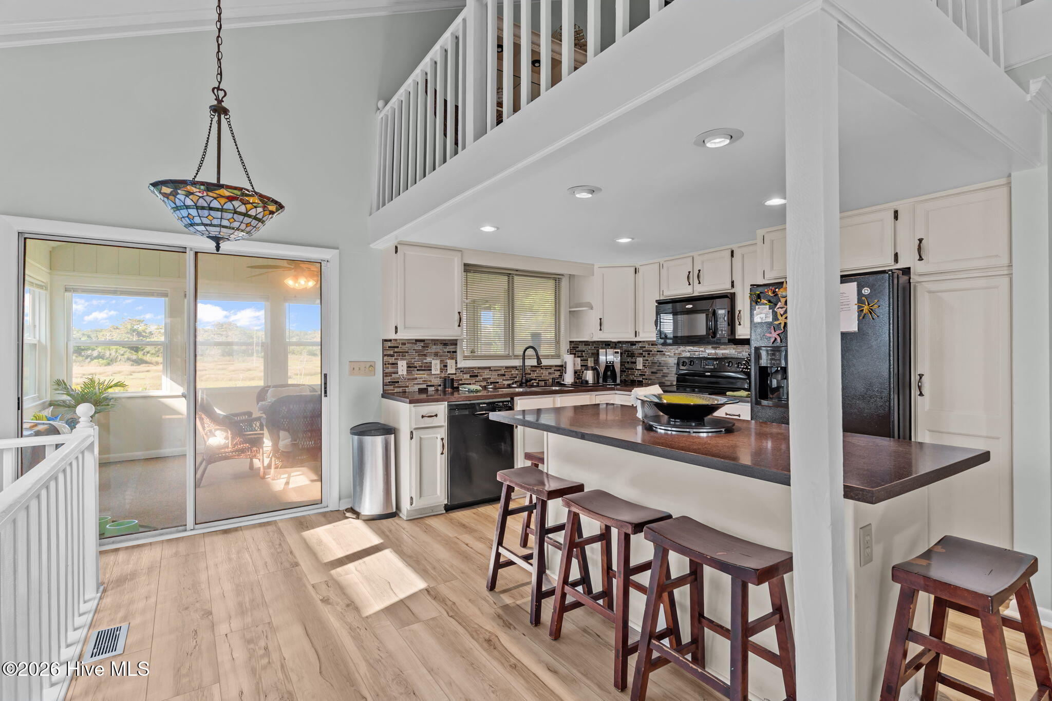 312 E Dolphin Drive