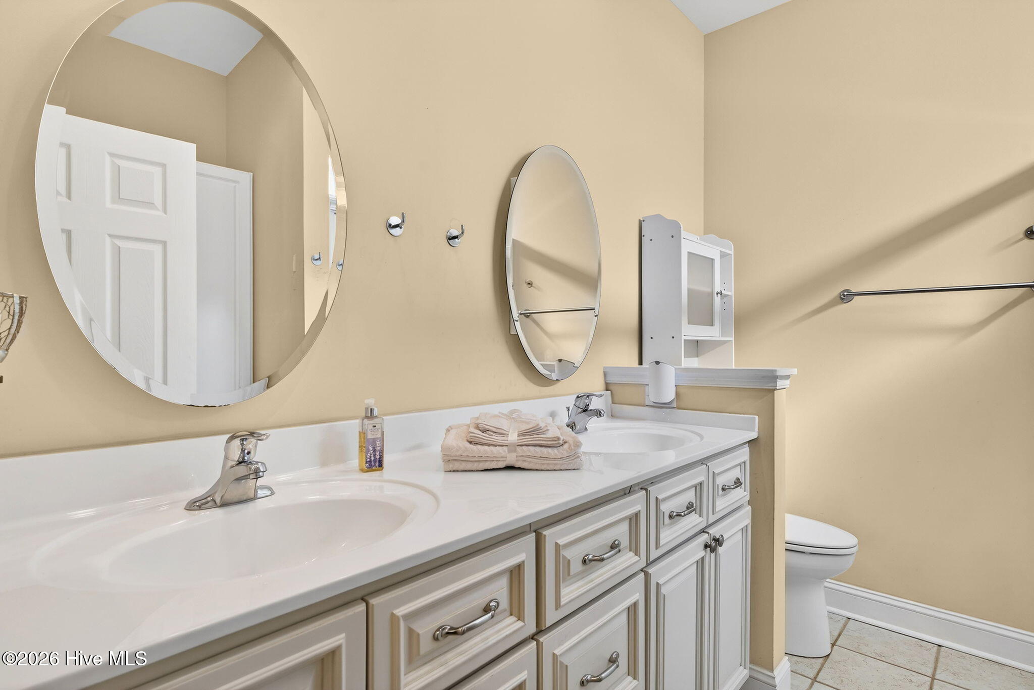 5360 Glennfield Circle SE