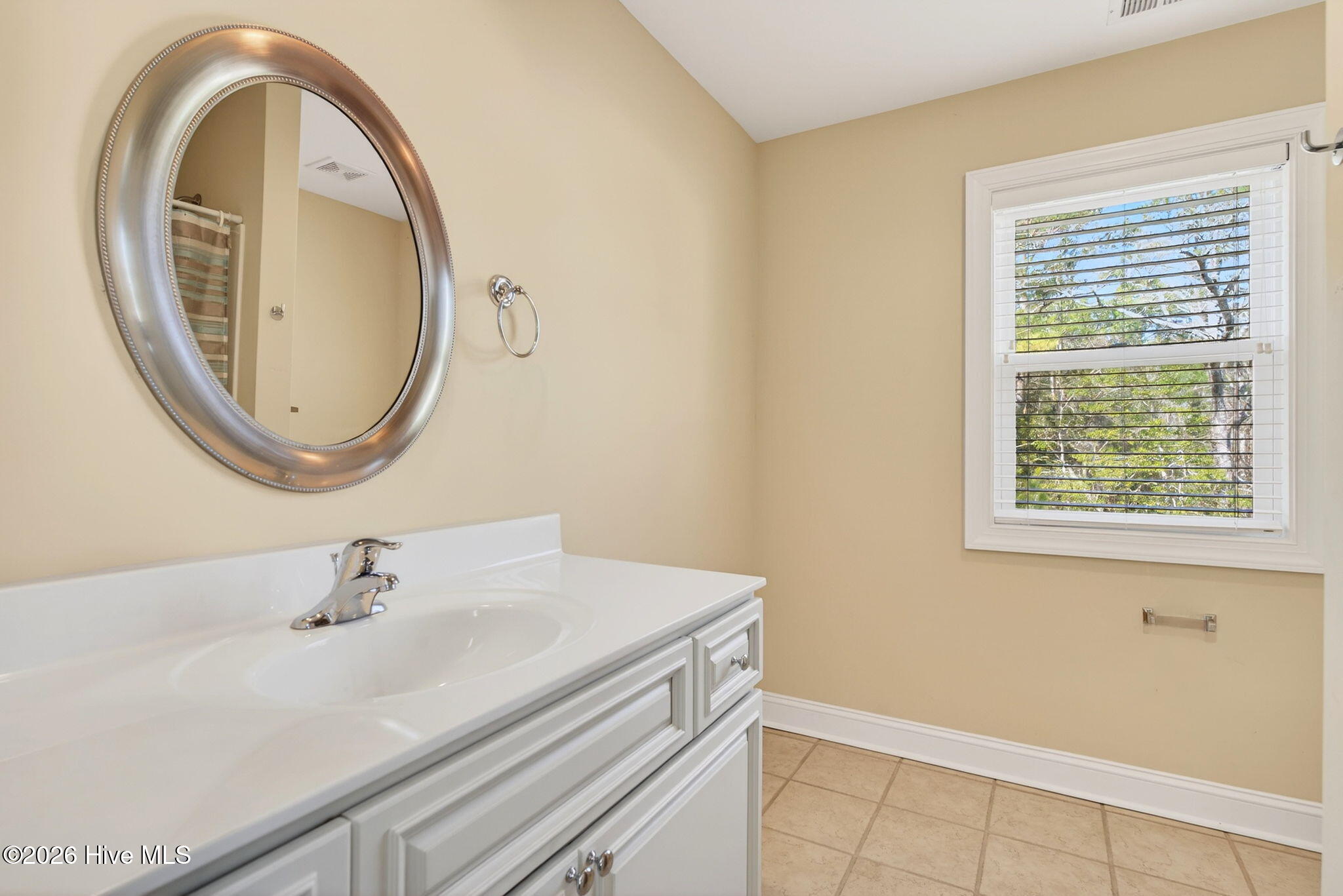 5360 Glennfield Circle SE