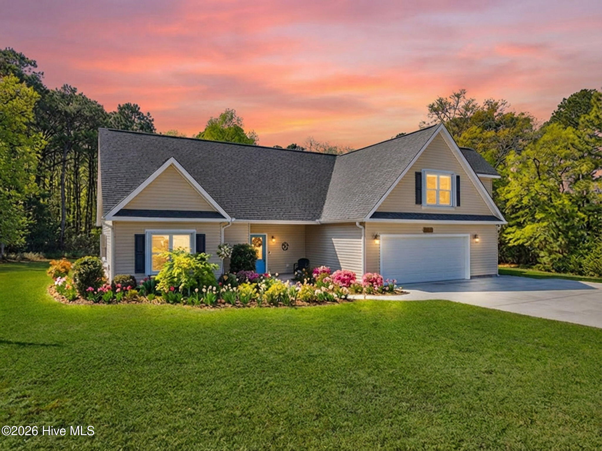 5360 Glennfield Circle SE