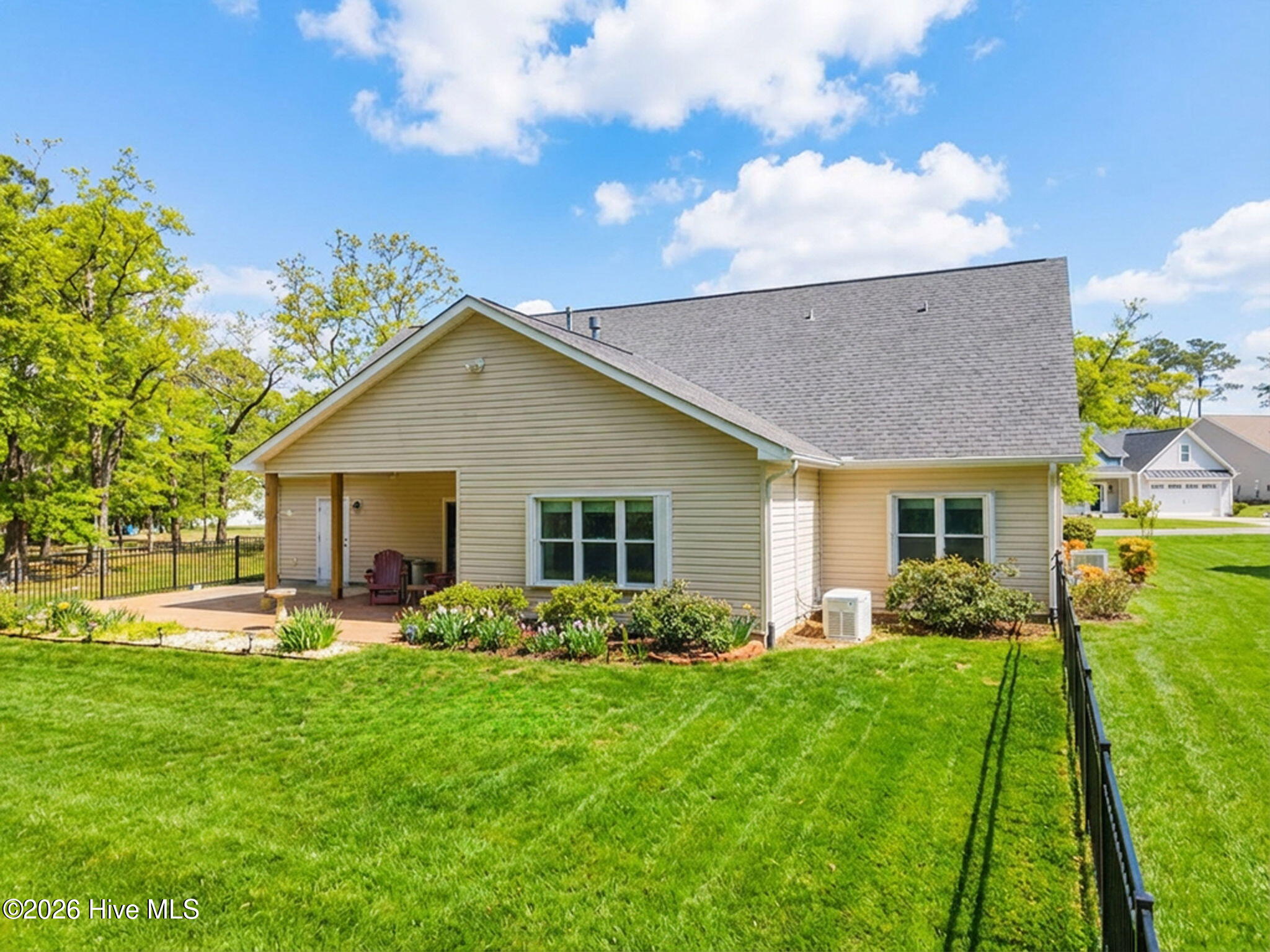 5360 Glennfield Circle SE