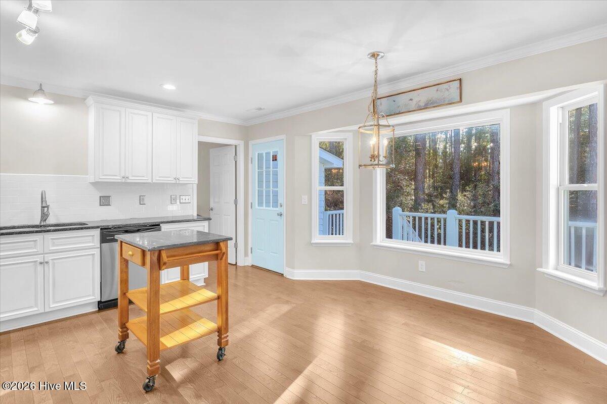 4071 Country Garden Lane