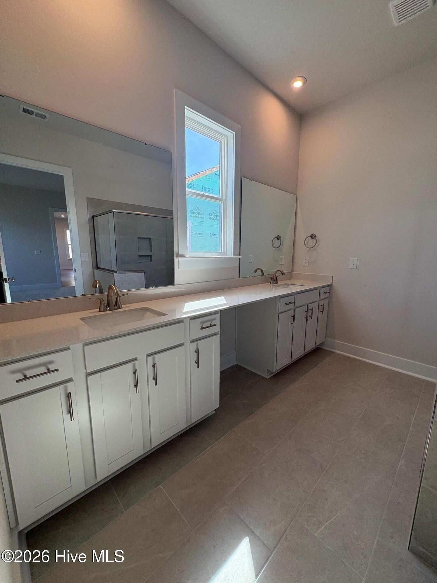 2024 Oakton Drive 15