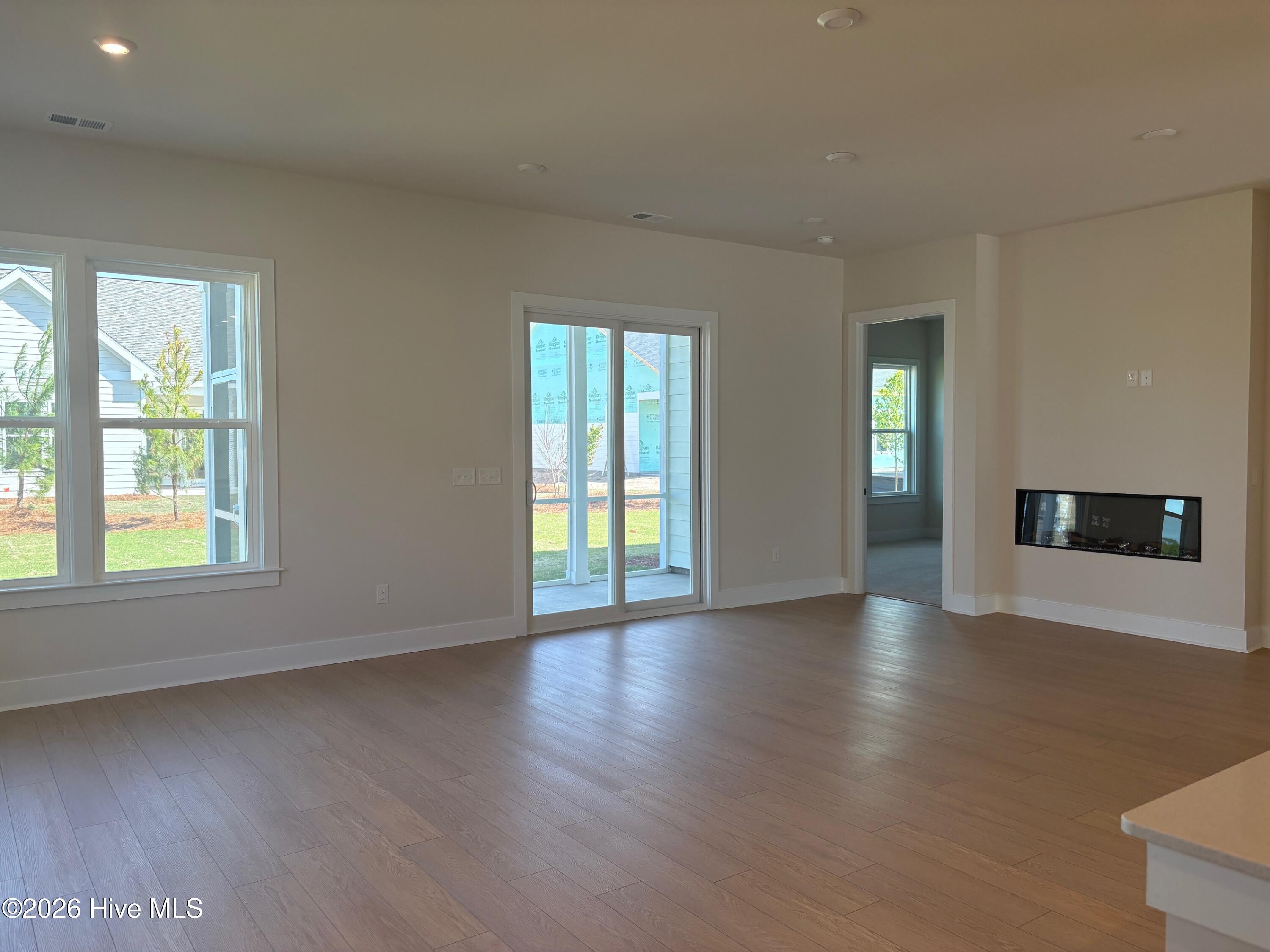 2024 Oakton Drive 15