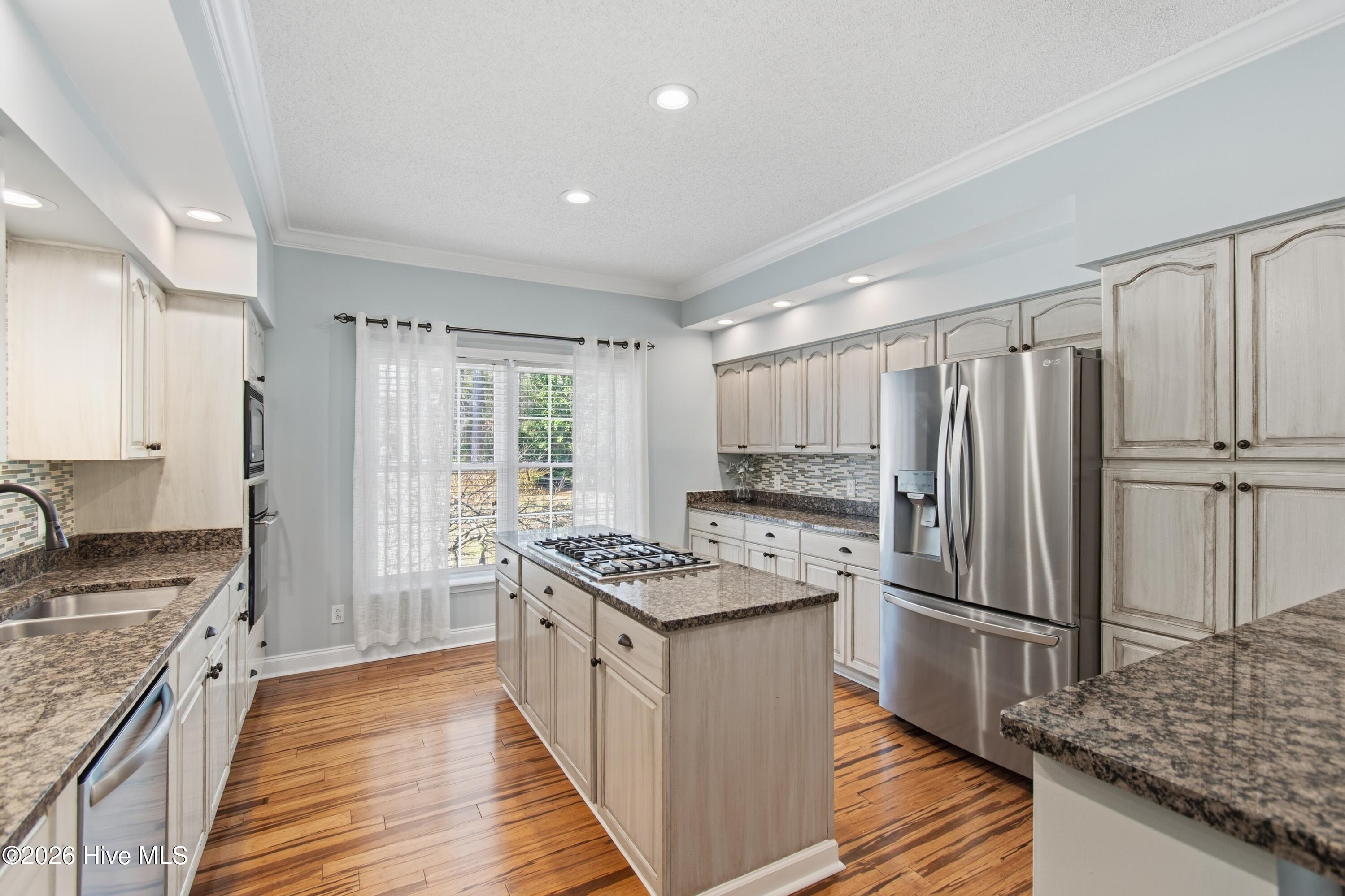 6481 Walden Pond Lane