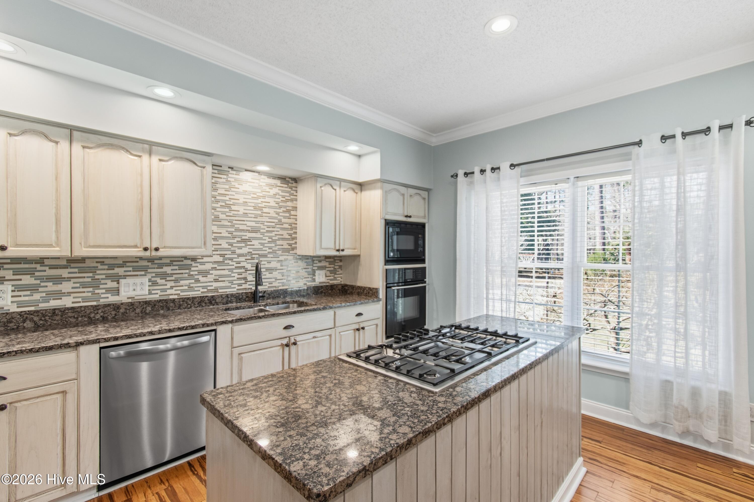 6481 Walden Pond Lane