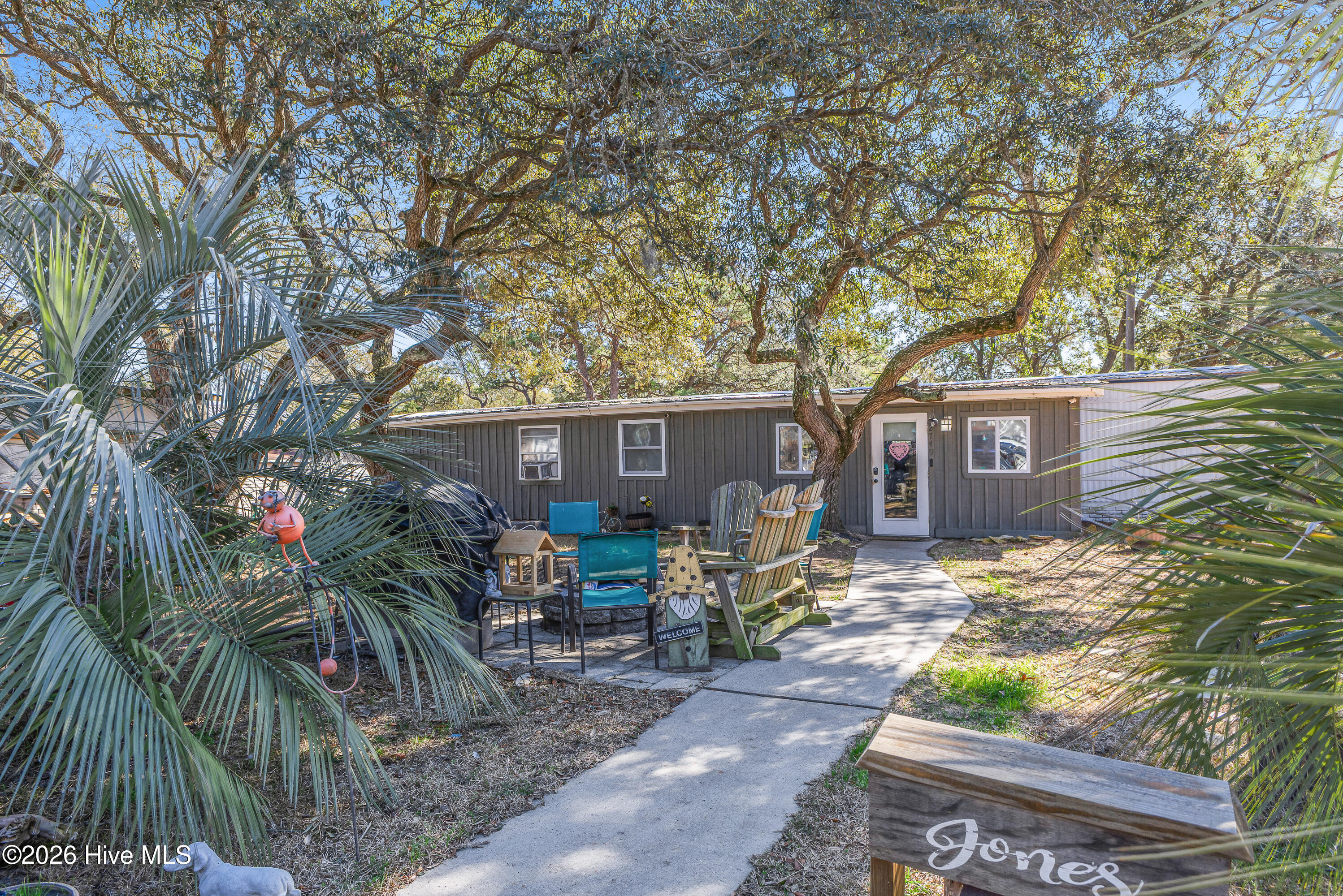 2749 White Street SW