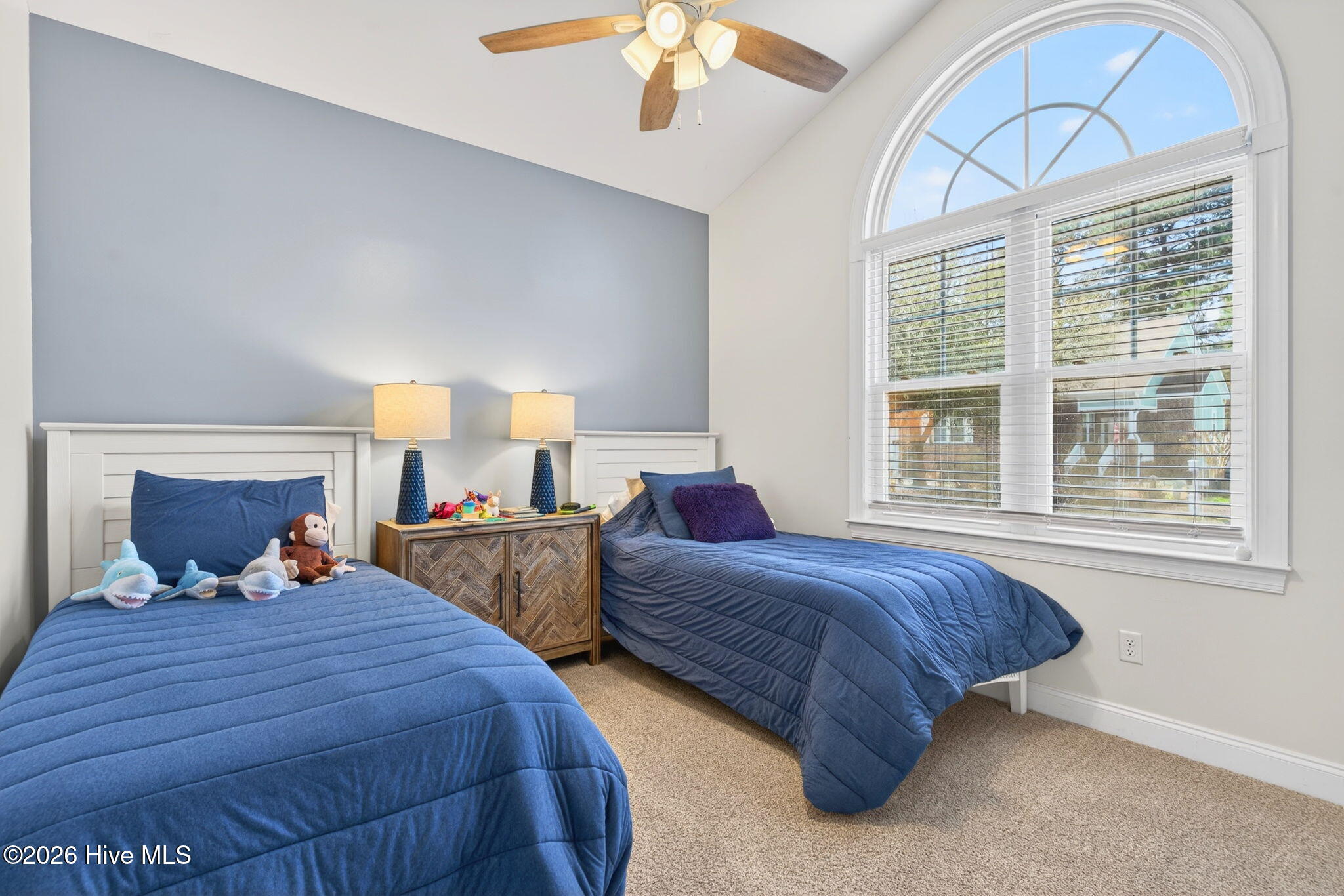 5086 Glen Cove Drive SE