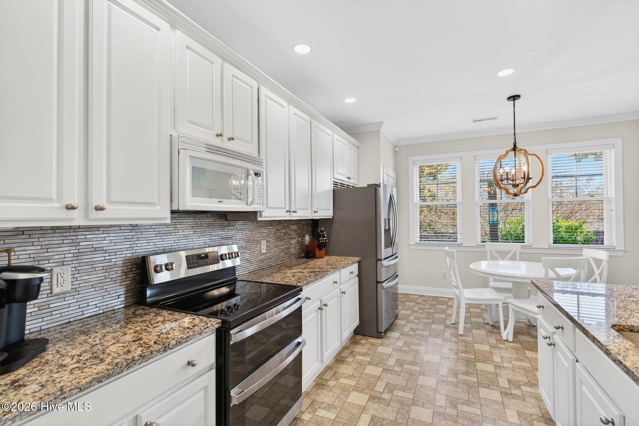 5086 Glen Cove Drive SE