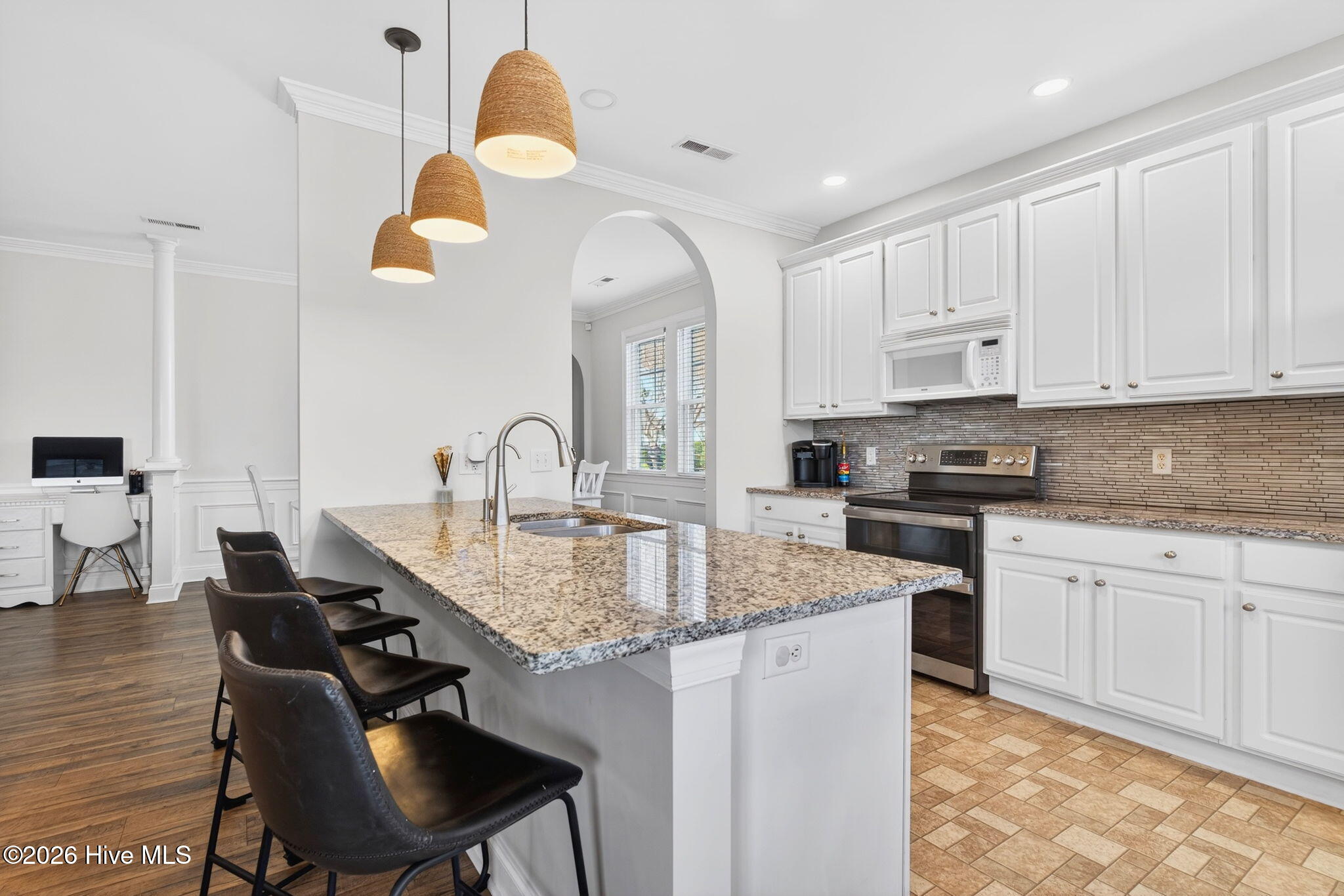 5086 Glen Cove Drive SE