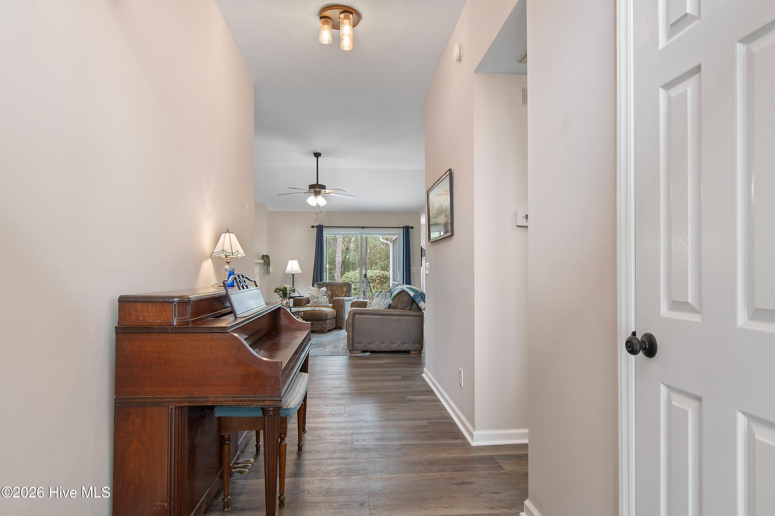 3807 Harmony Circle SE