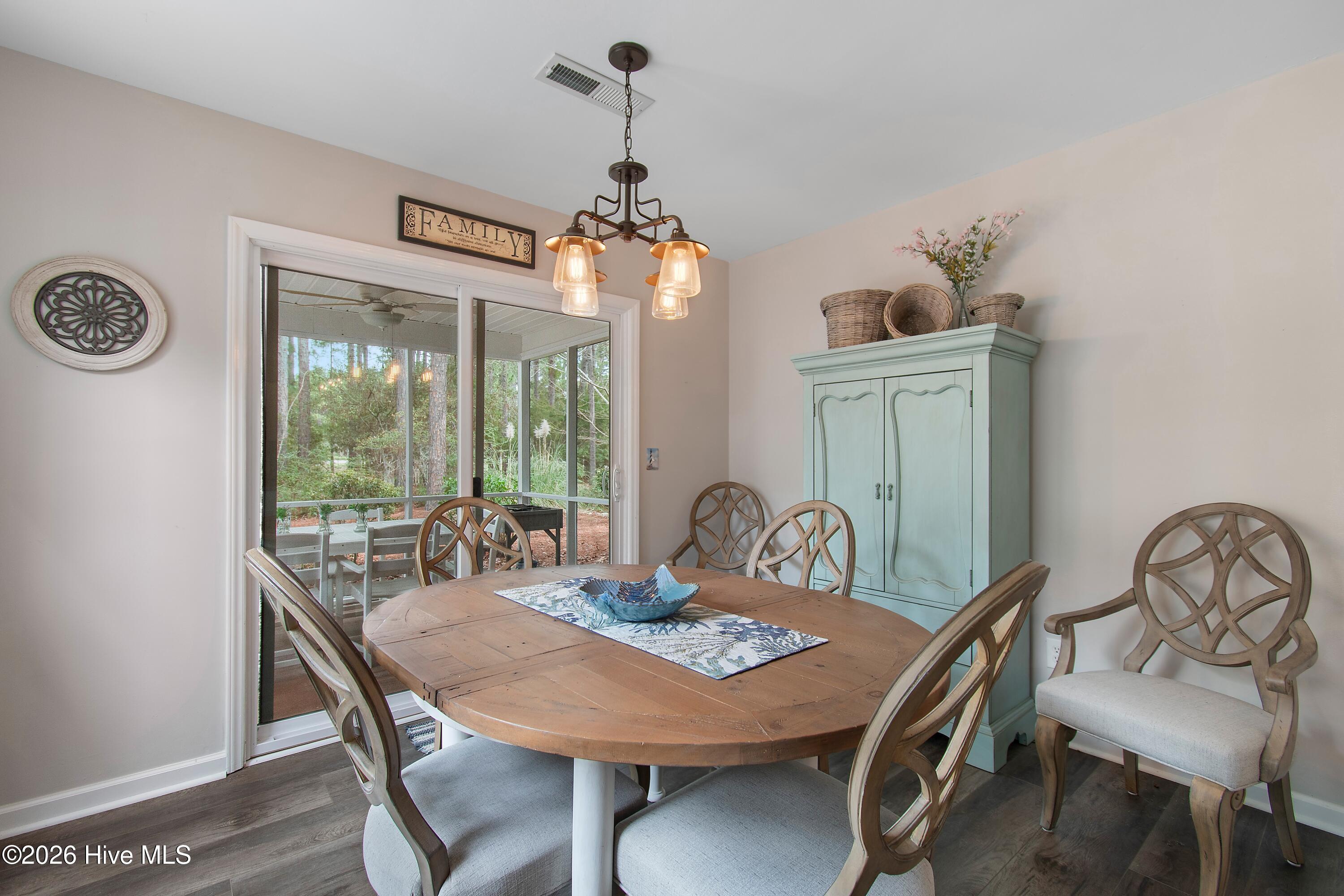 3807 Harmony Circle SE