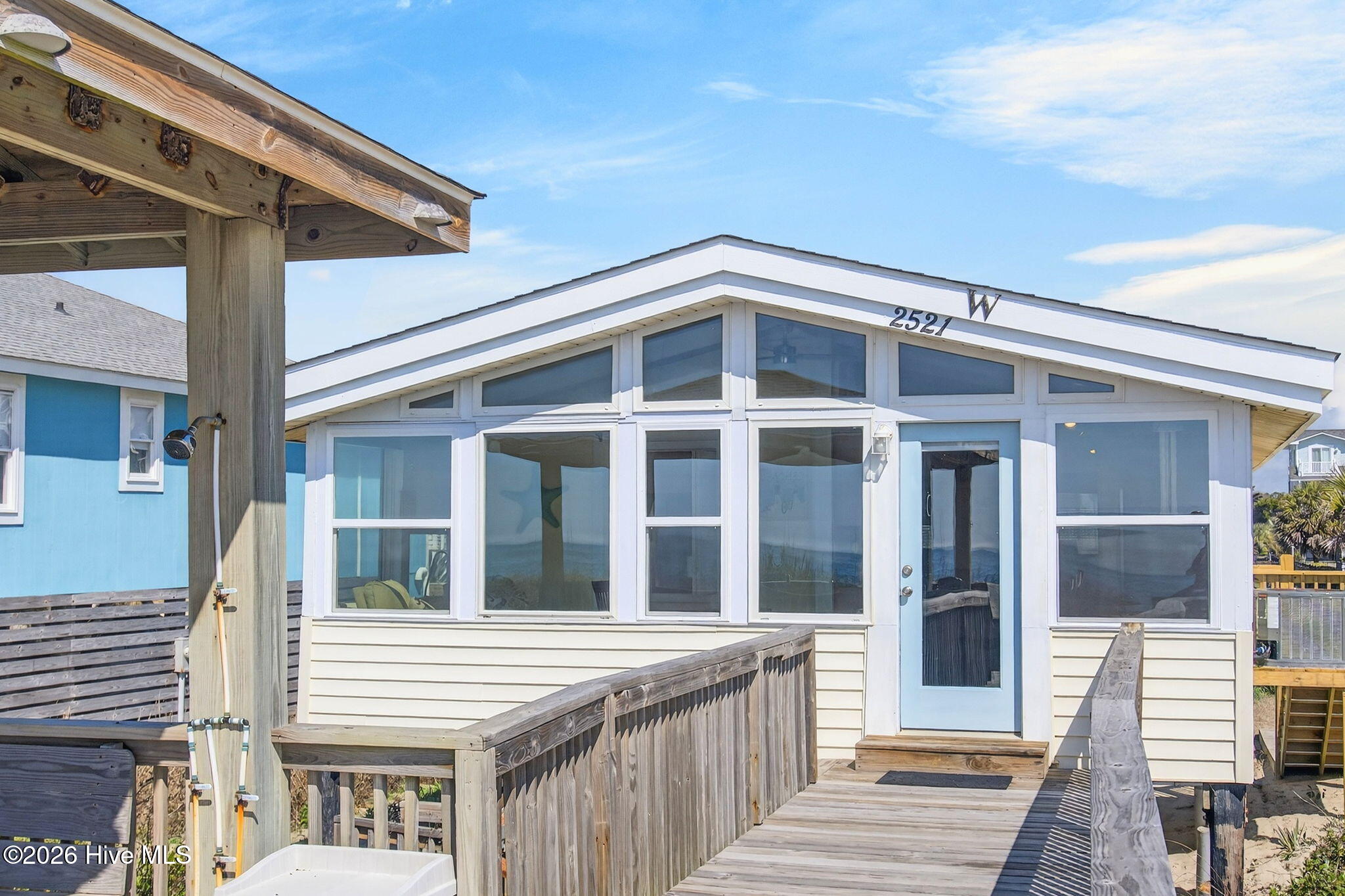2521 W Beach Drive