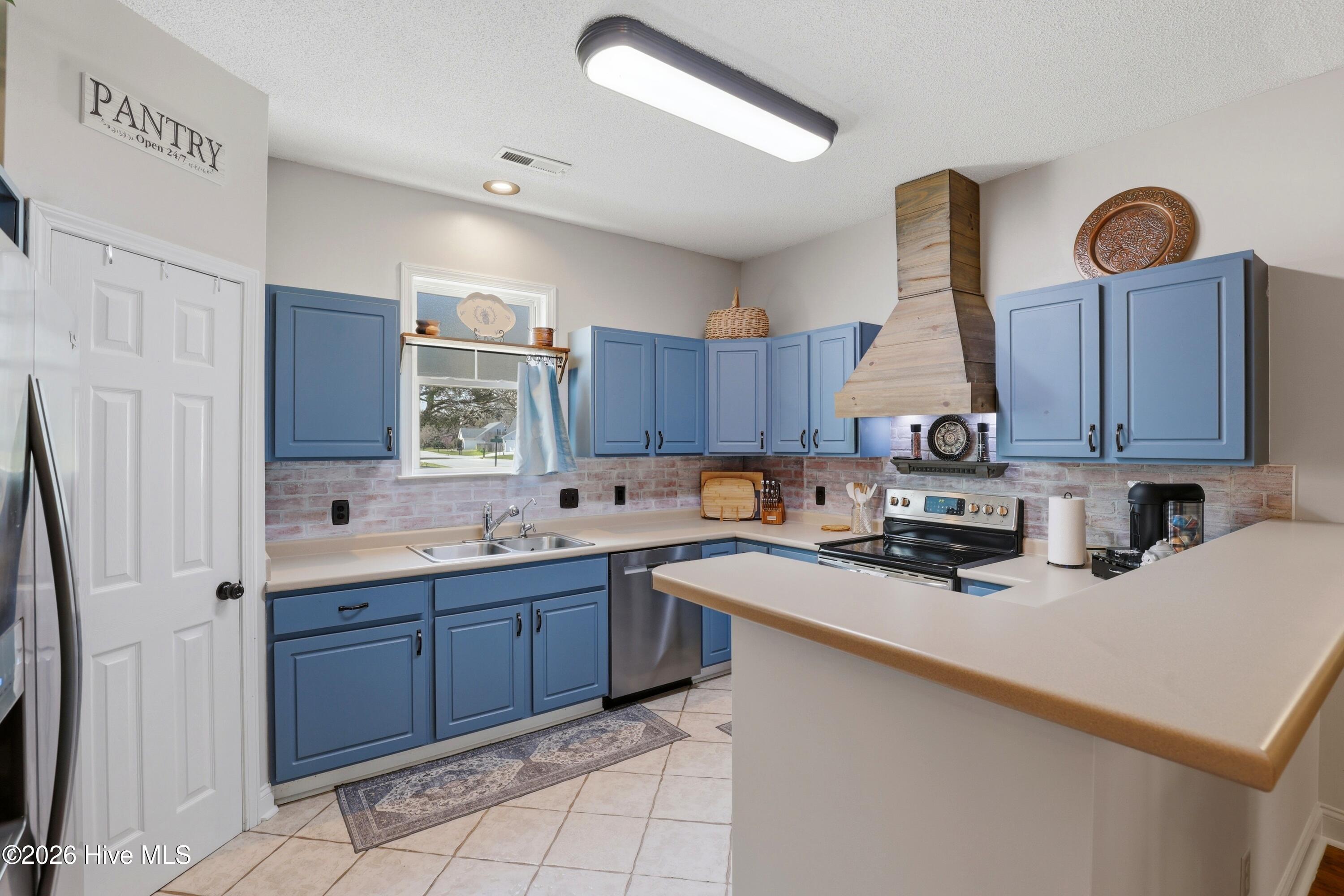 4501 Whiteweld Terrace