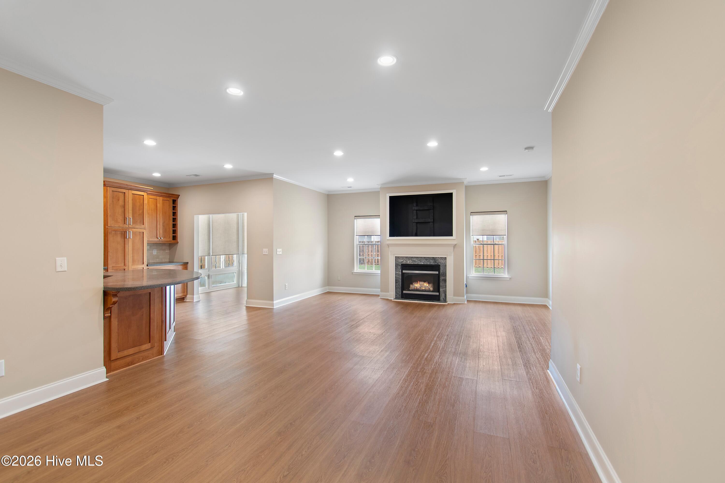 1009 Silver Maple Drive