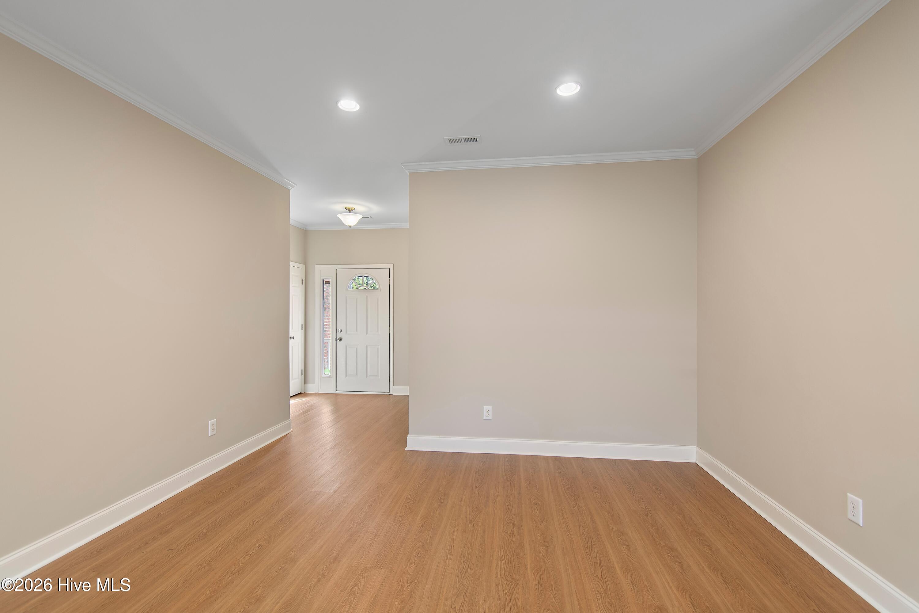 1009 Silver Maple Drive