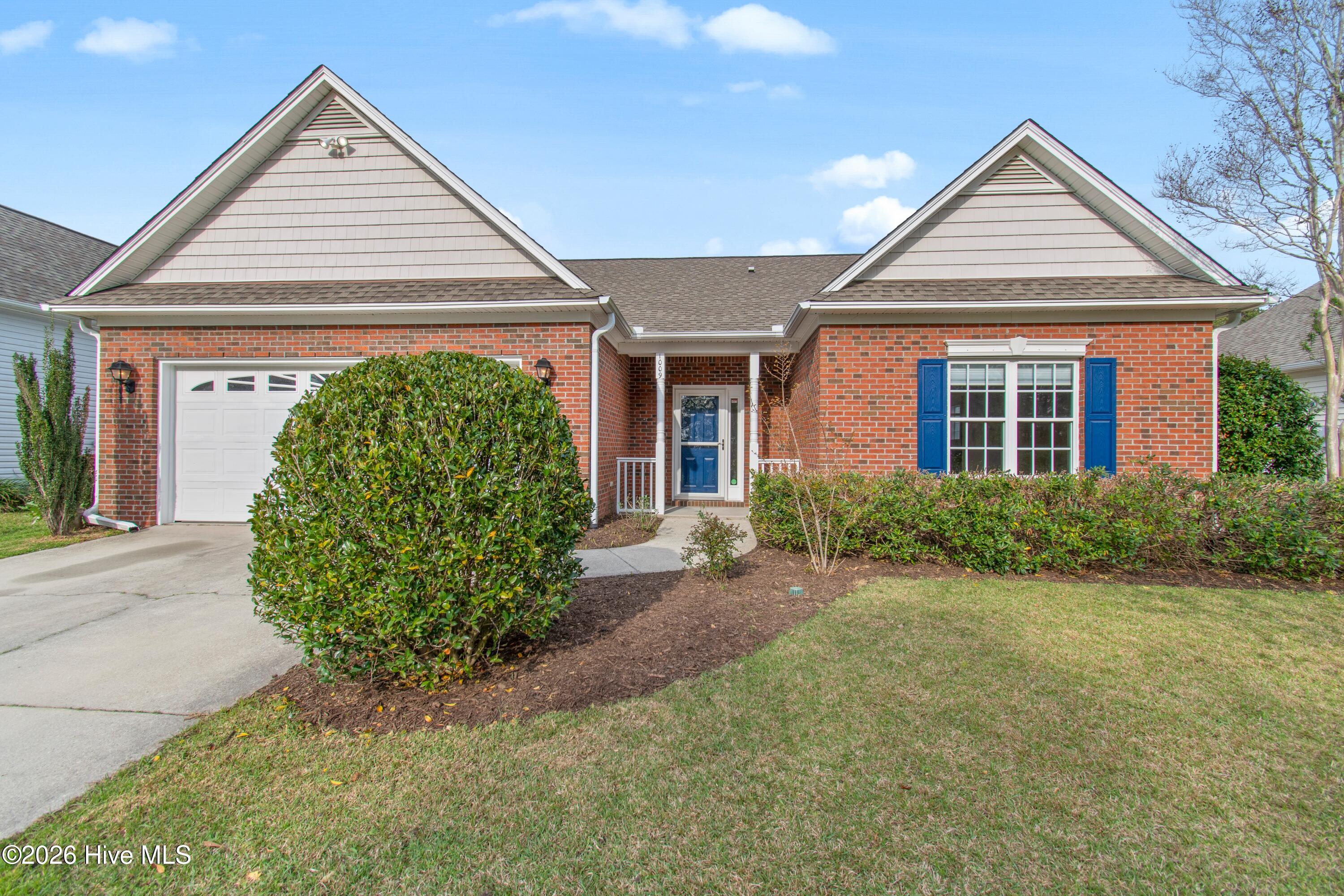 1009 Silver Maple Drive