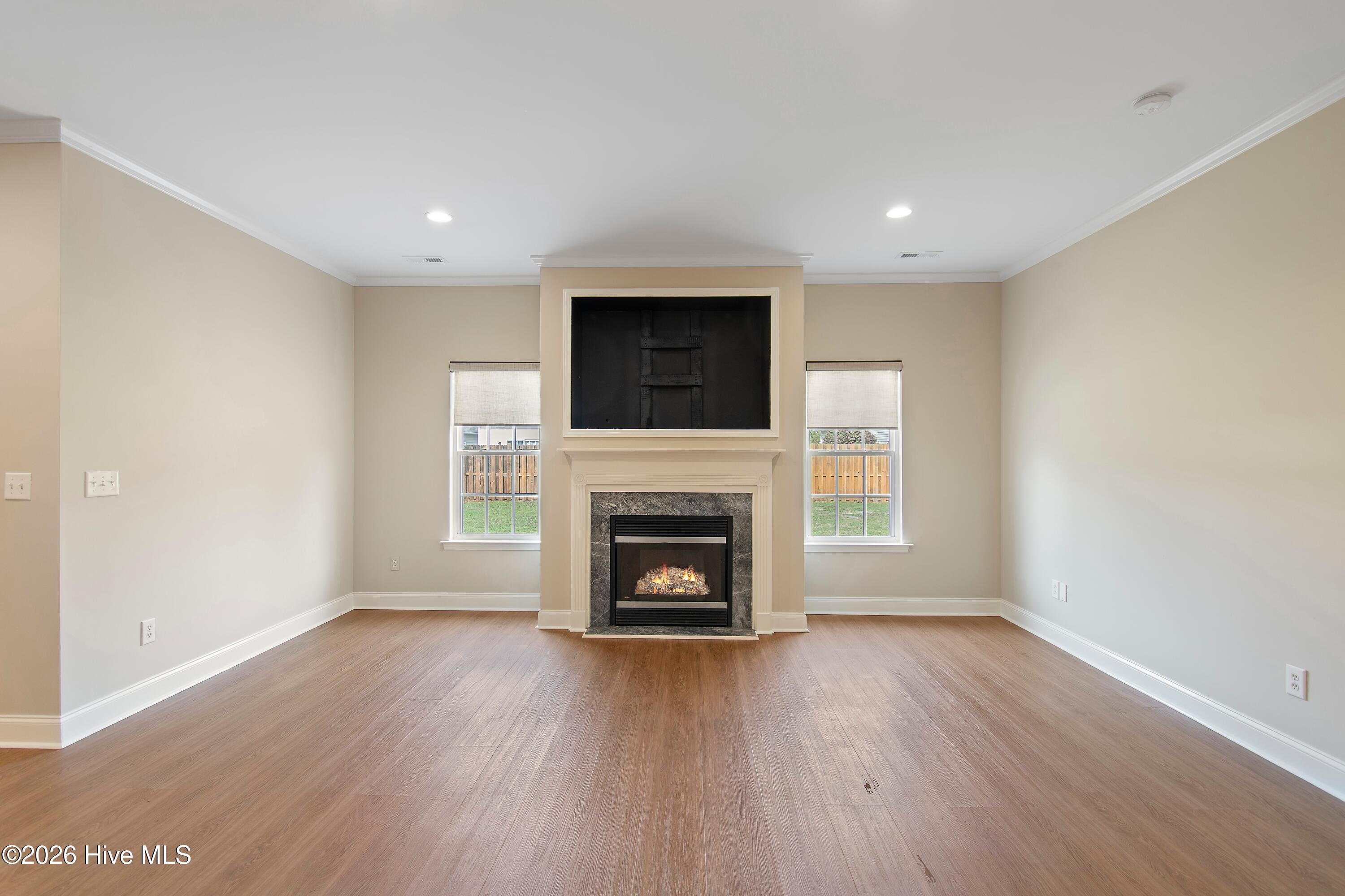 1009 Silver Maple Drive