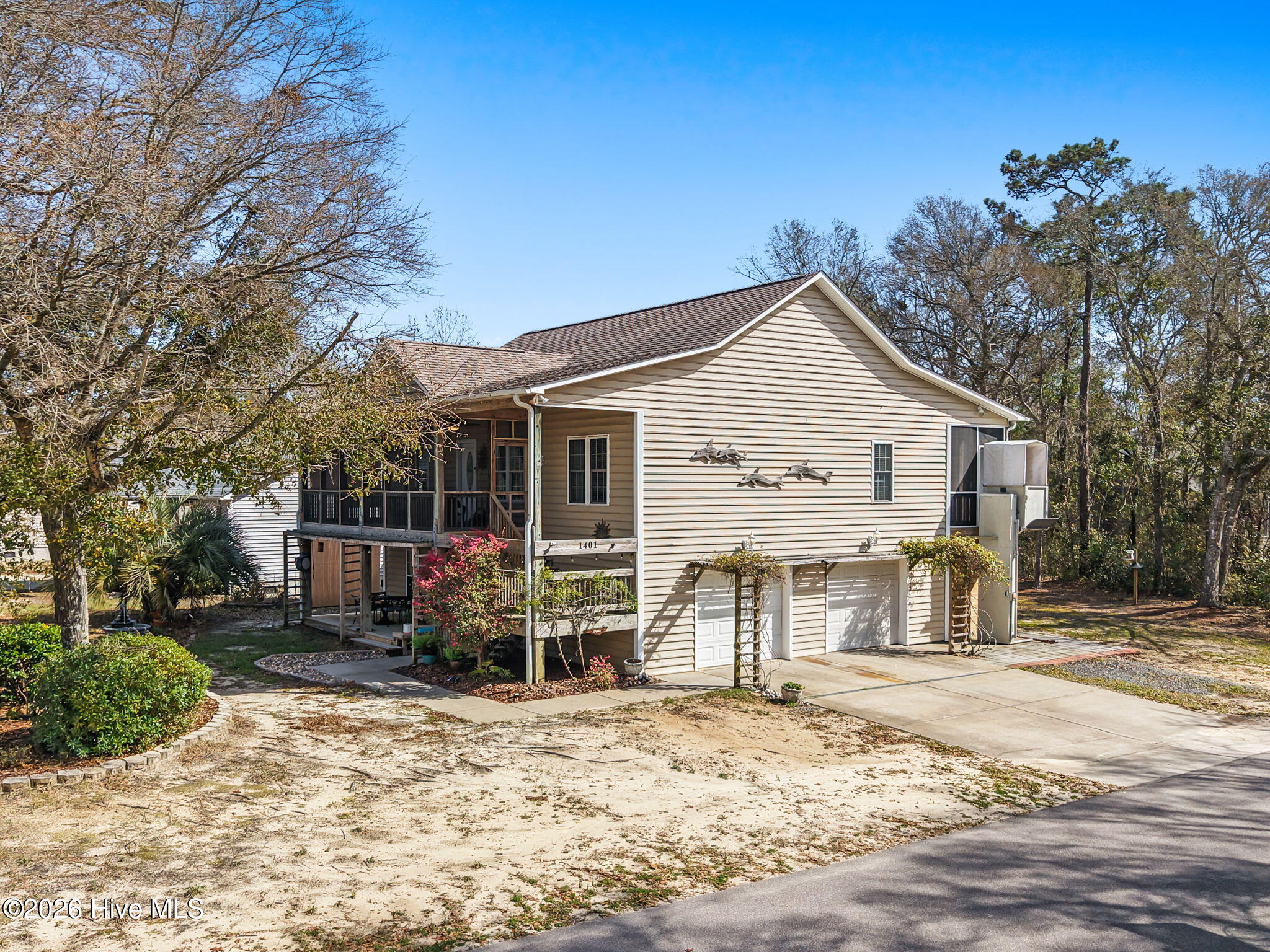 1401 E Oak Island Drive