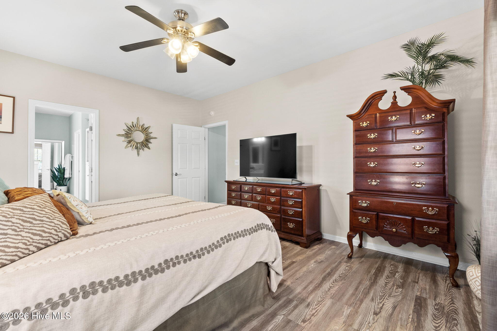 1401 E Oak Island Drive