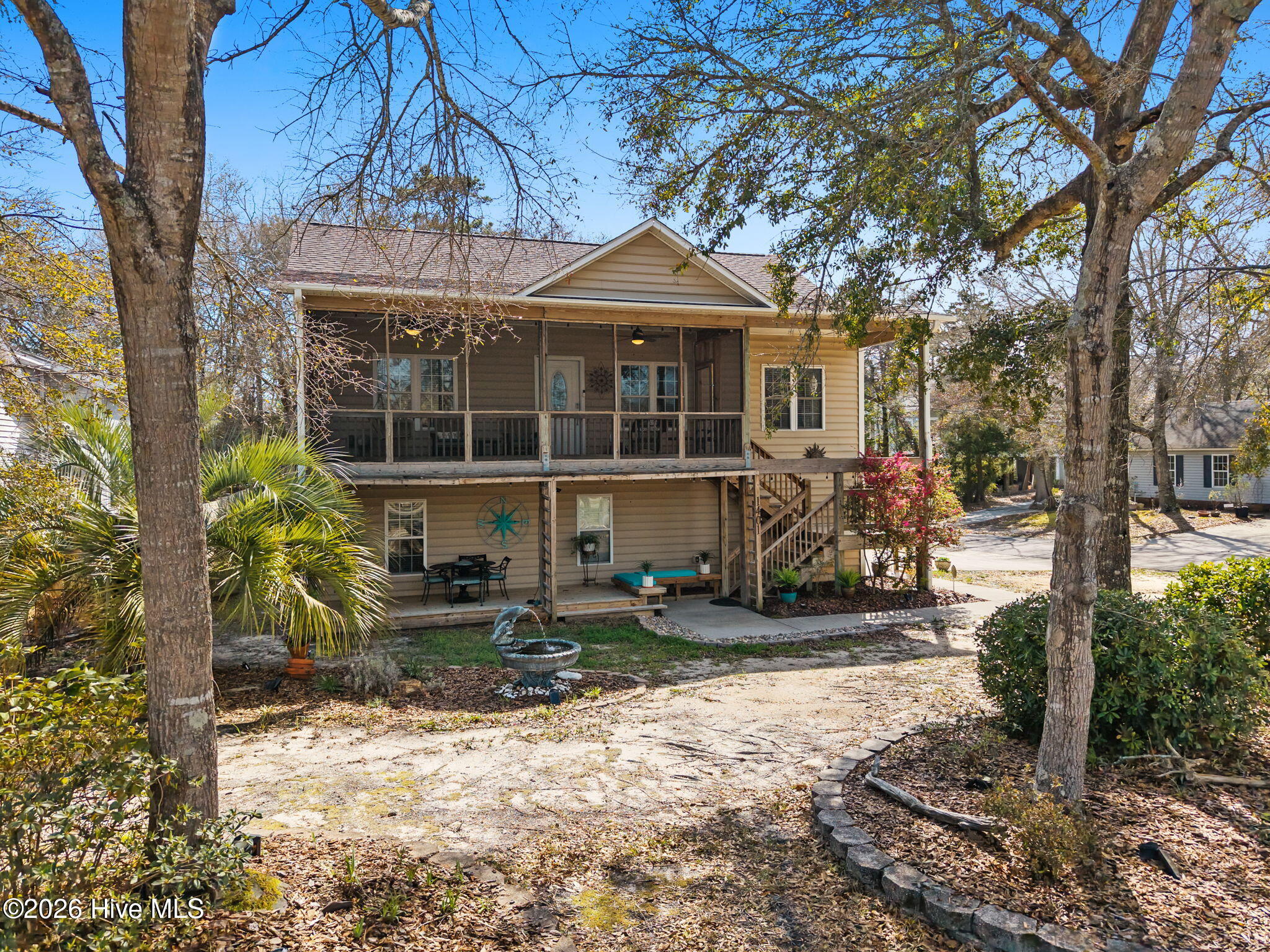1401 E Oak Island Drive