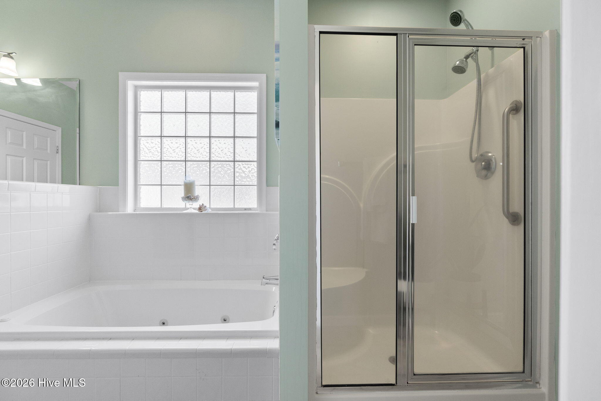 1401 E Oak Island Drive