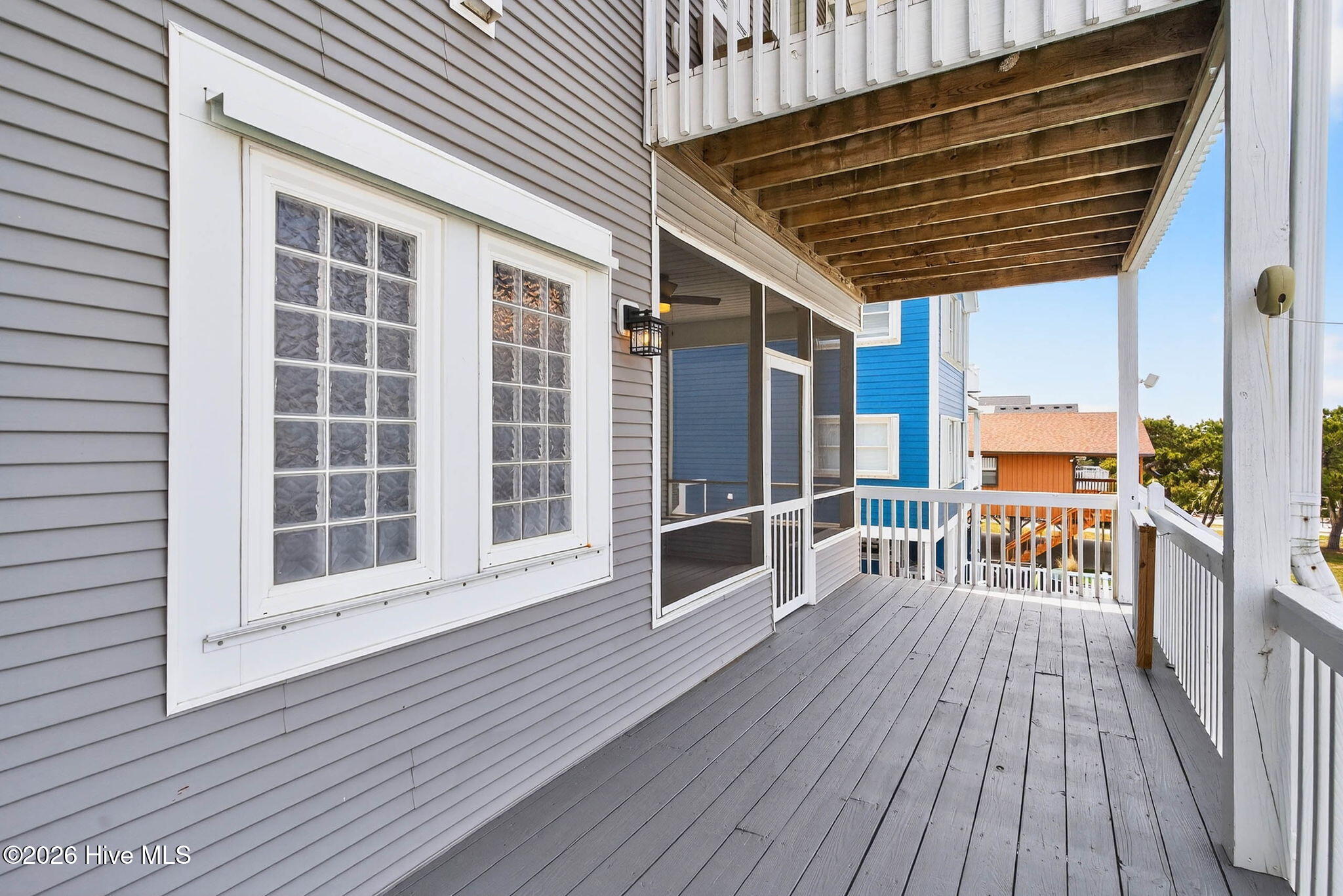 2003 W Pelican Drive