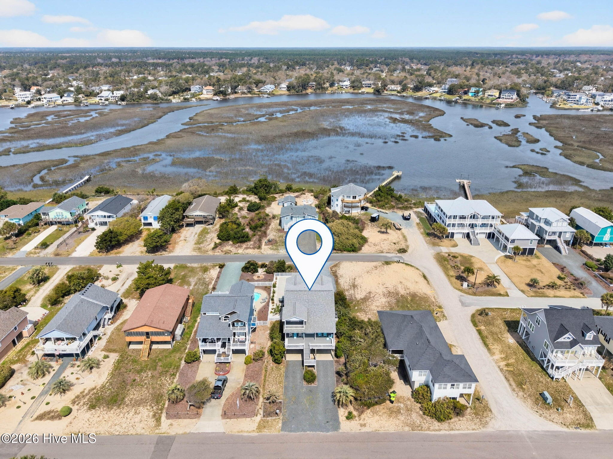 2003 W Pelican Drive