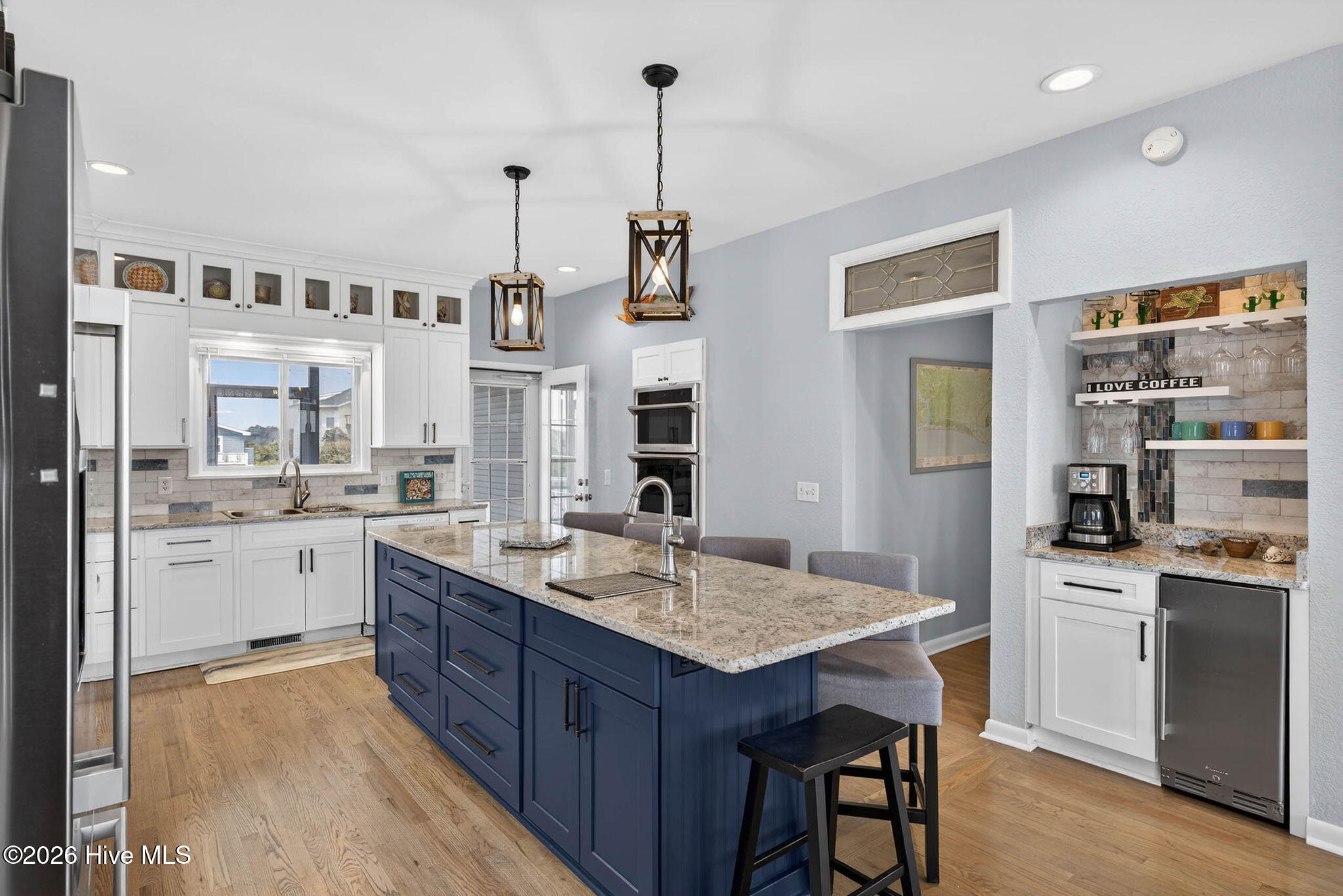 2003 W Pelican Drive