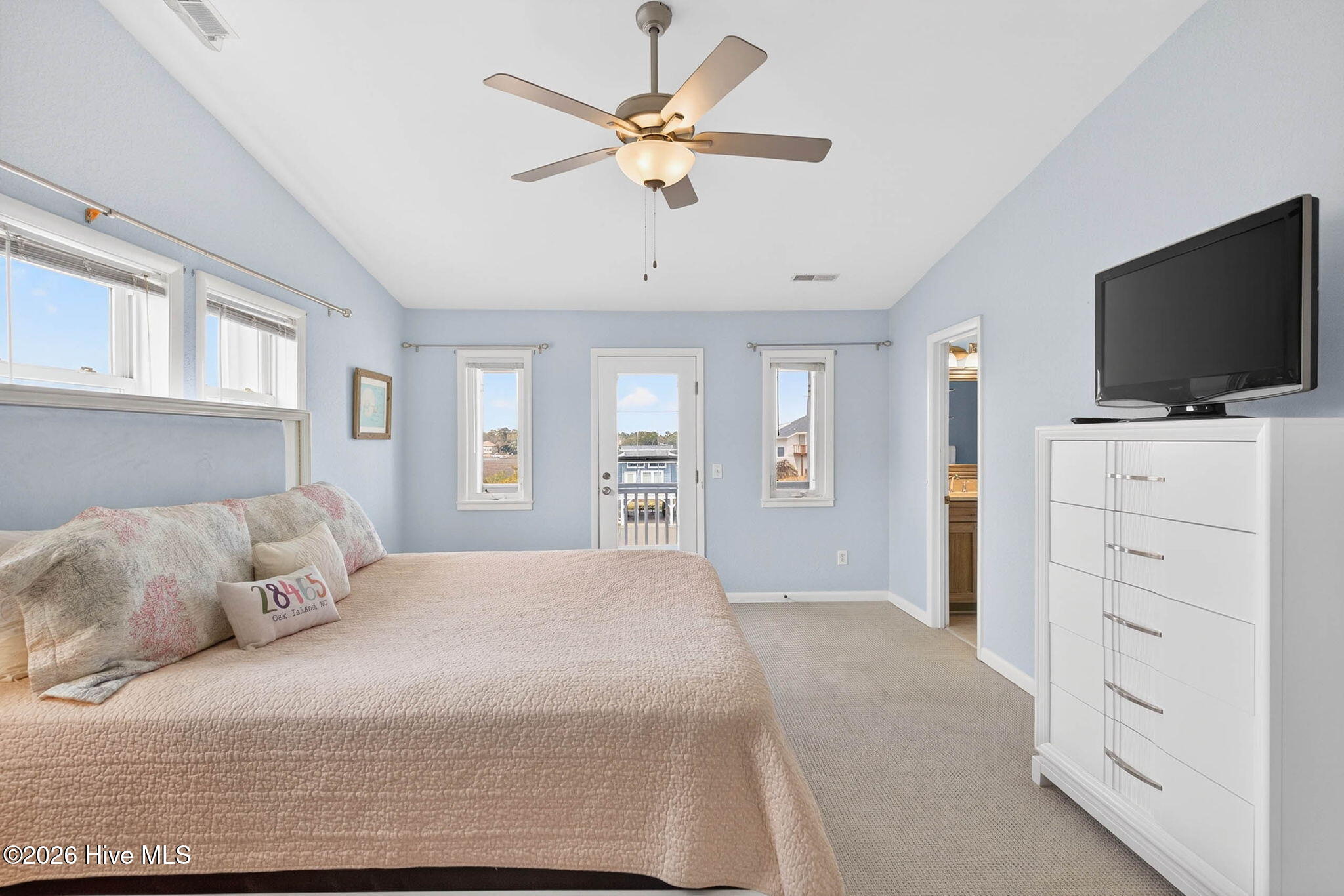 2003 W Pelican Drive