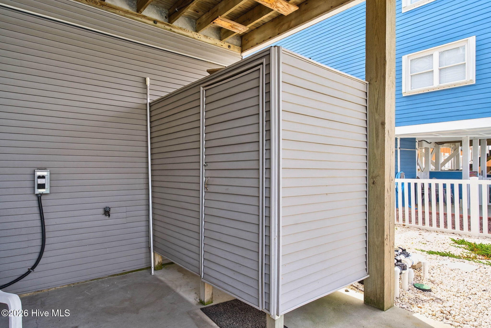 2003 W Pelican Drive