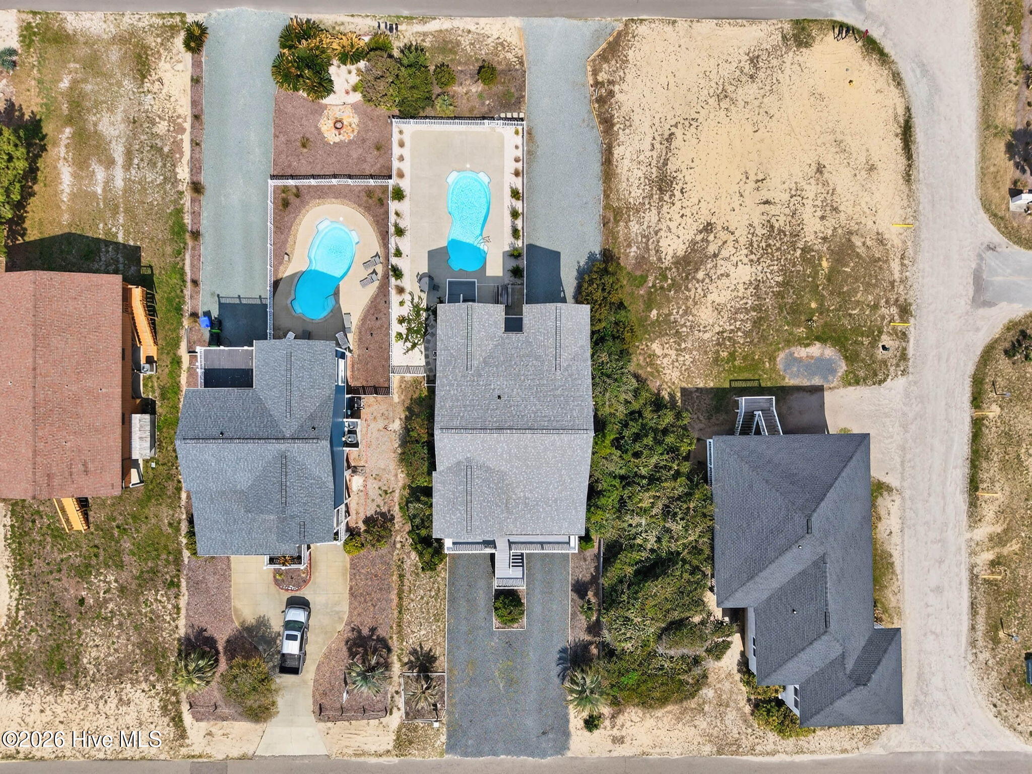 2003 W Pelican Drive