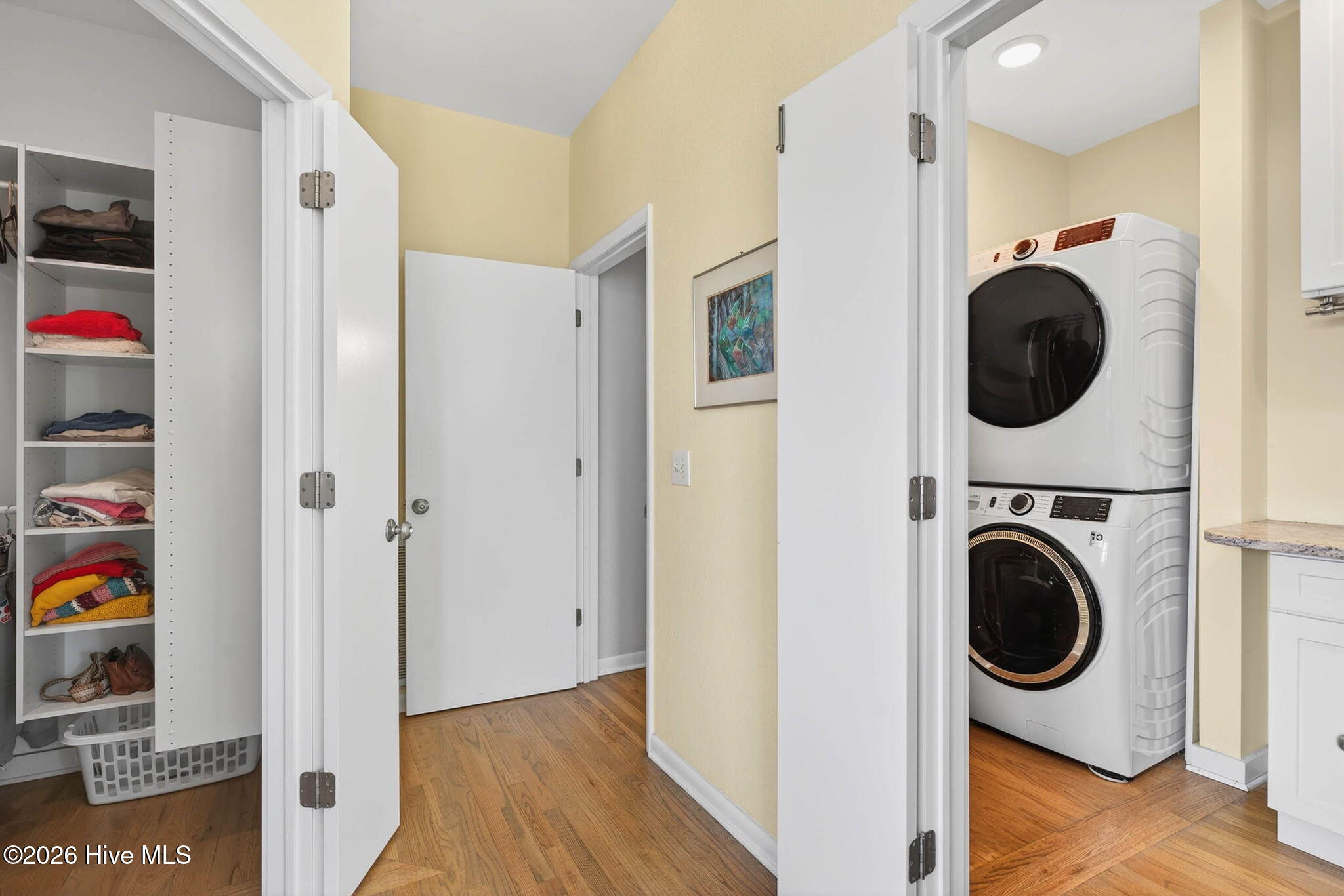 2003 W Pelican Drive