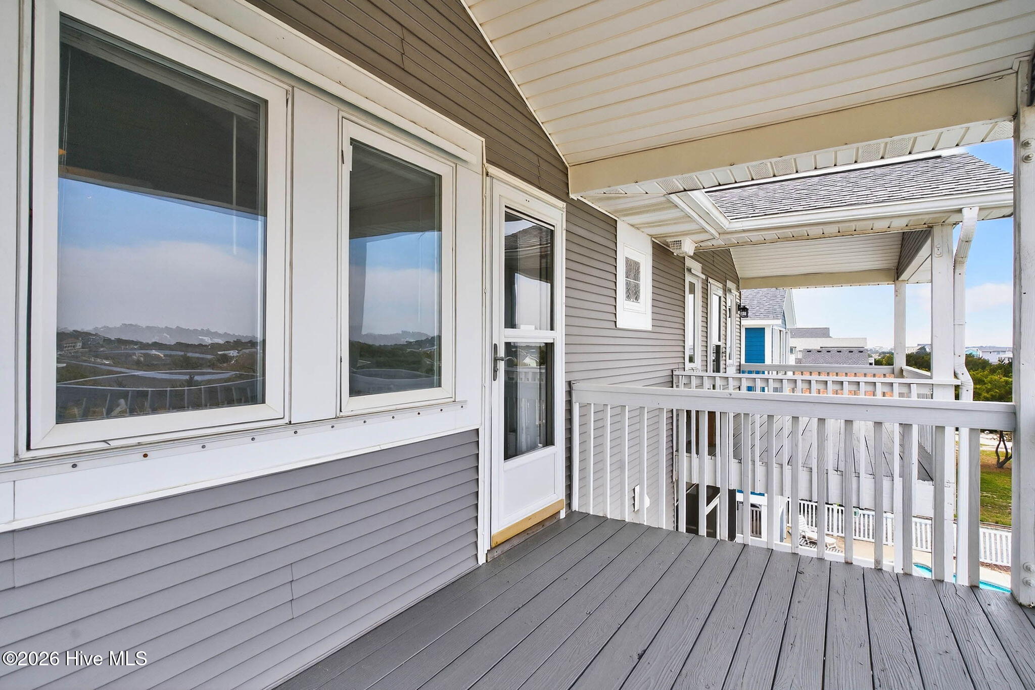 2003 W Pelican Drive