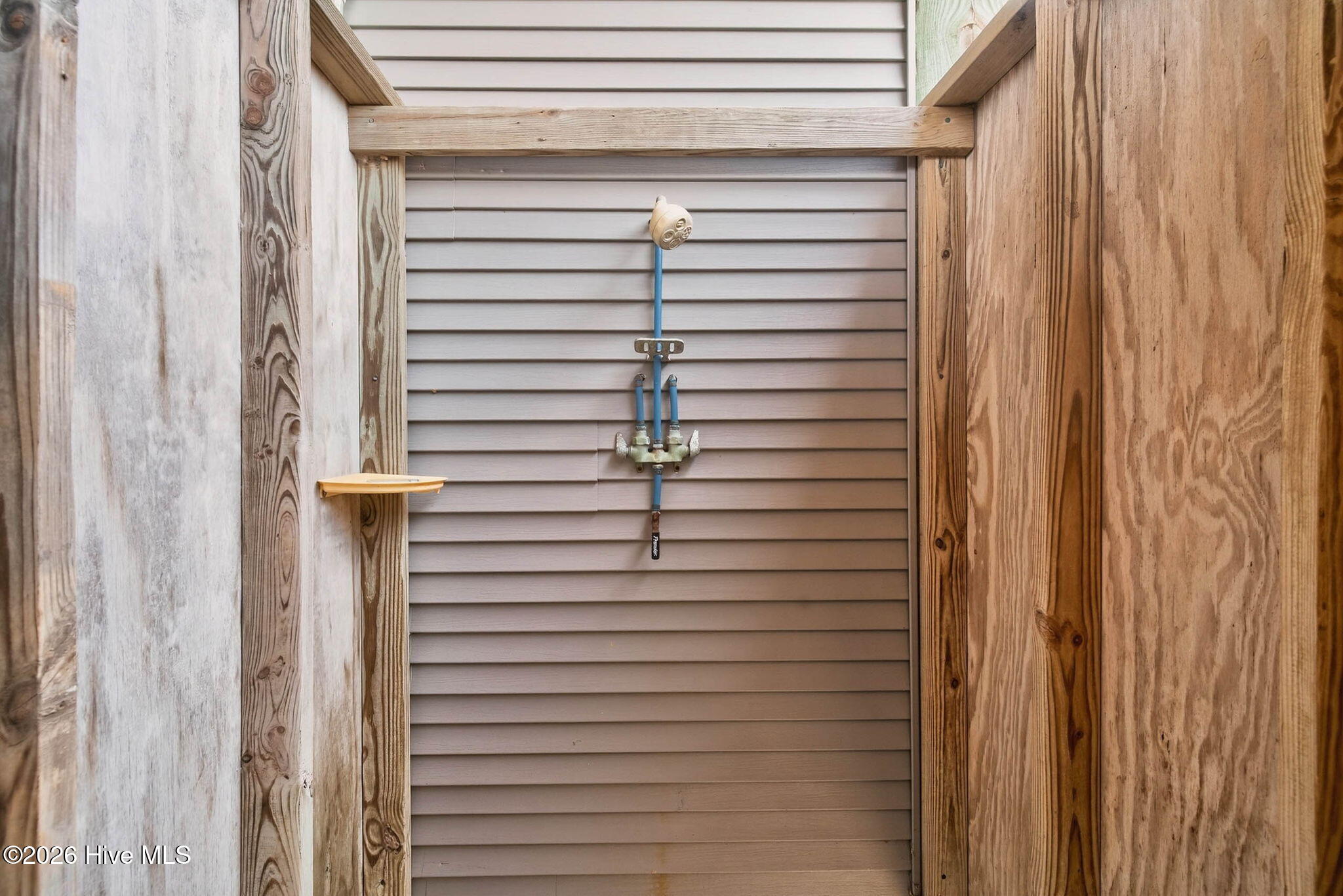 2003 W Pelican Drive