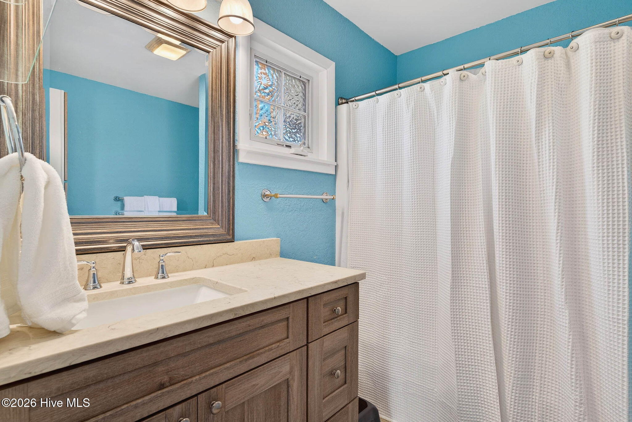 2003 W Pelican Drive