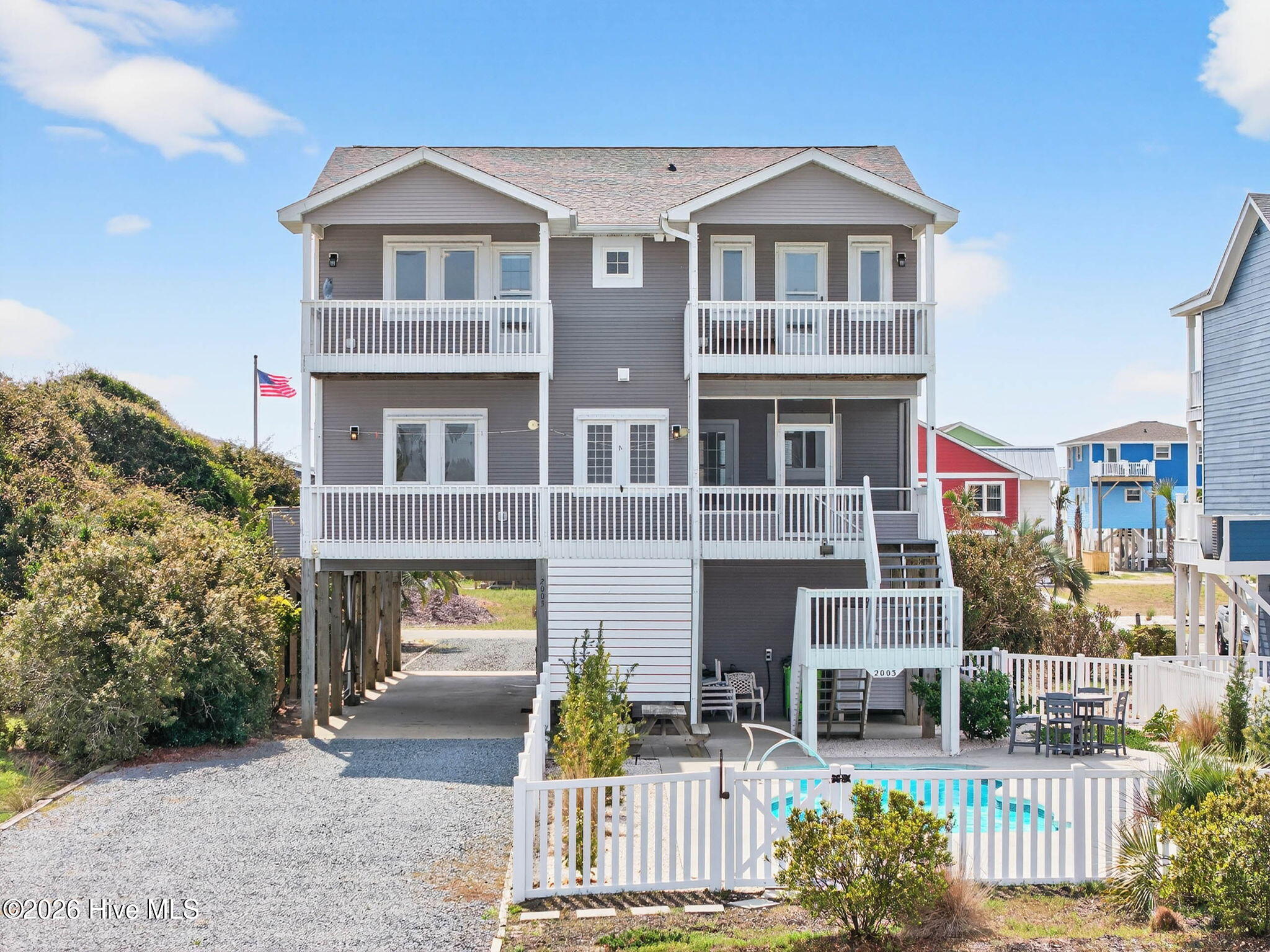 2003 W Pelican Drive