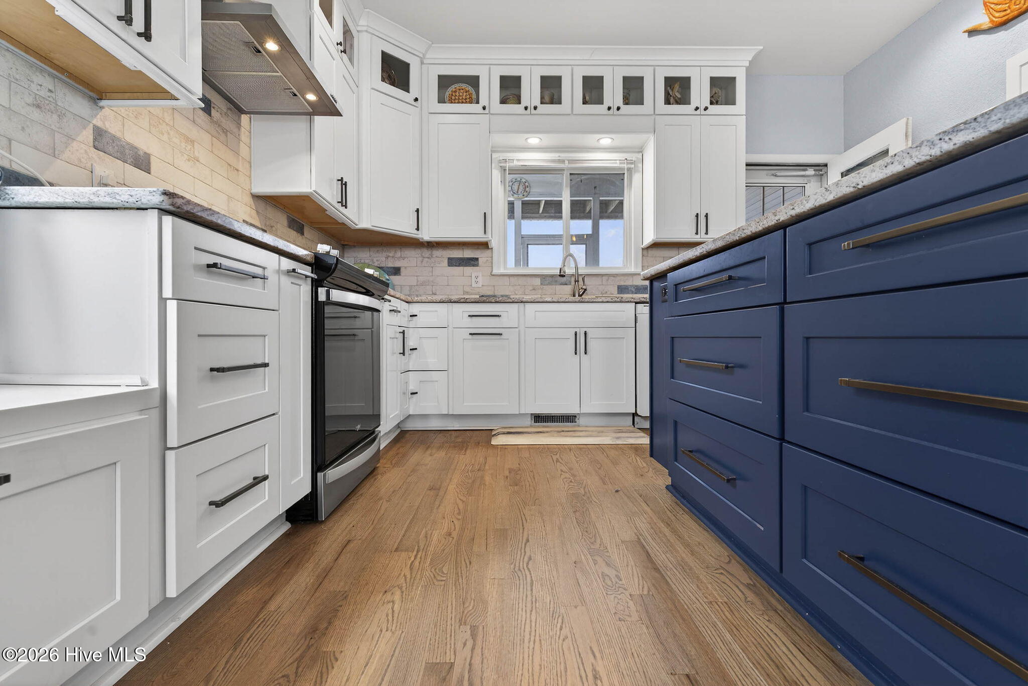 2003 W Pelican Drive