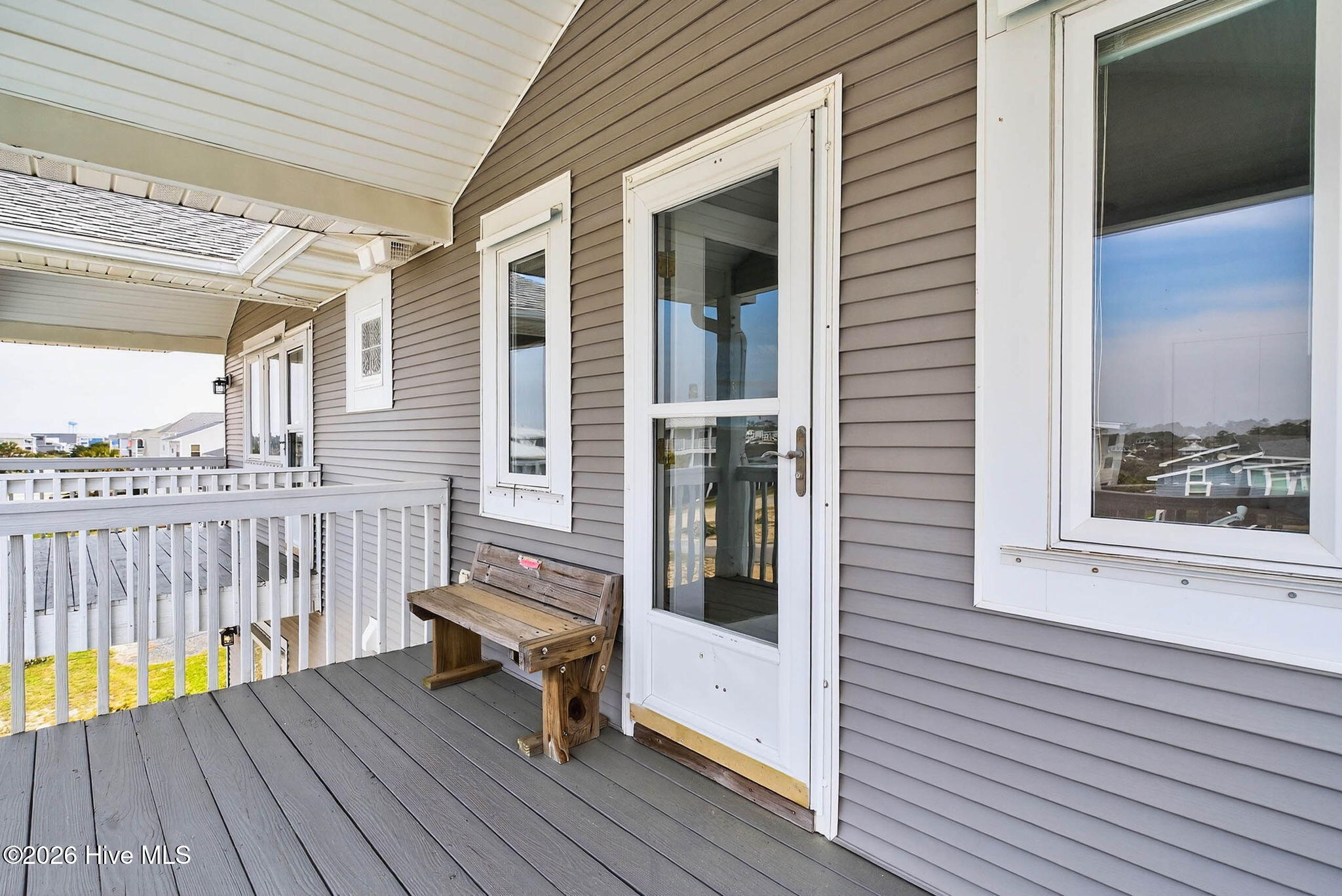 2003 W Pelican Drive