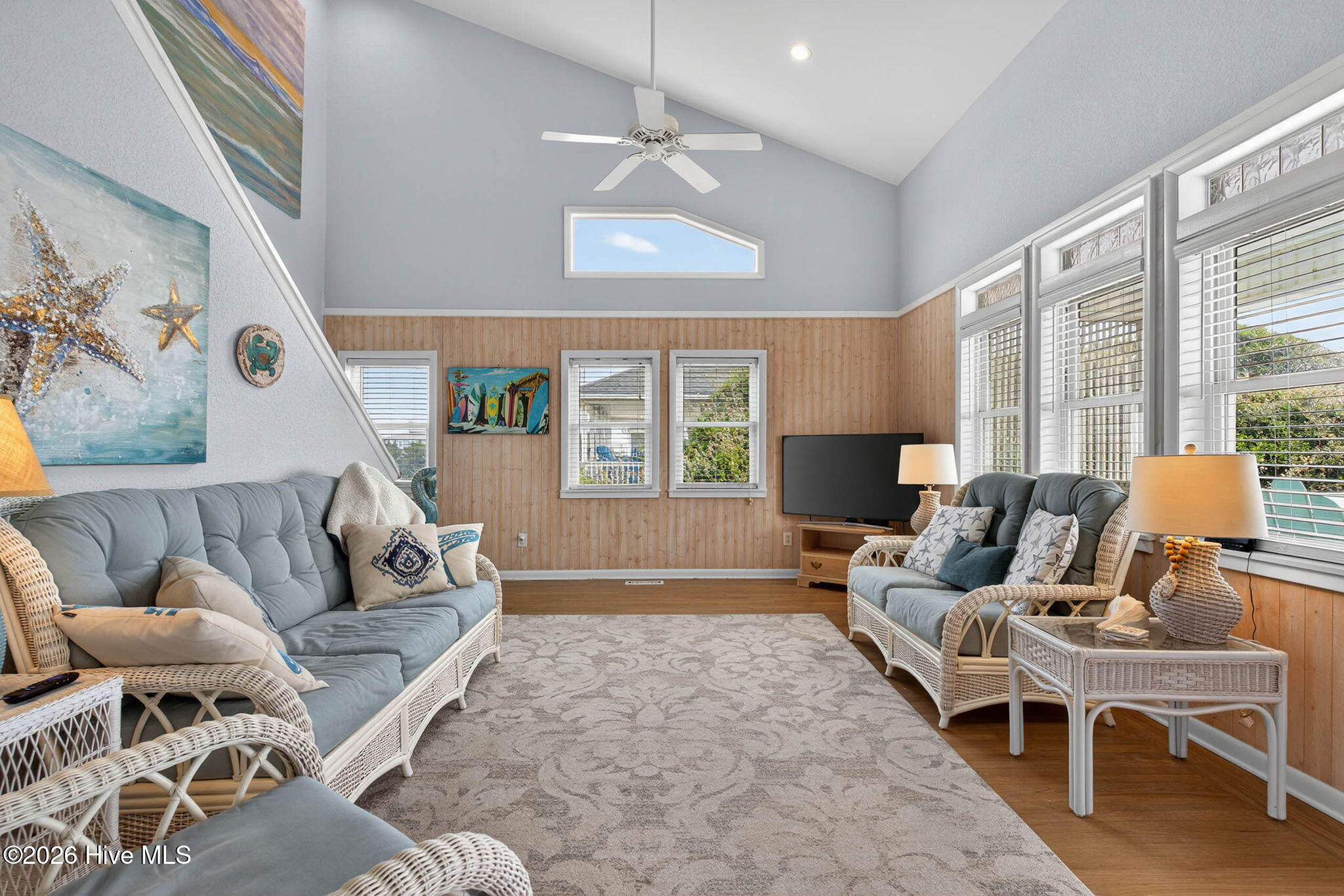 2003 W Pelican Drive