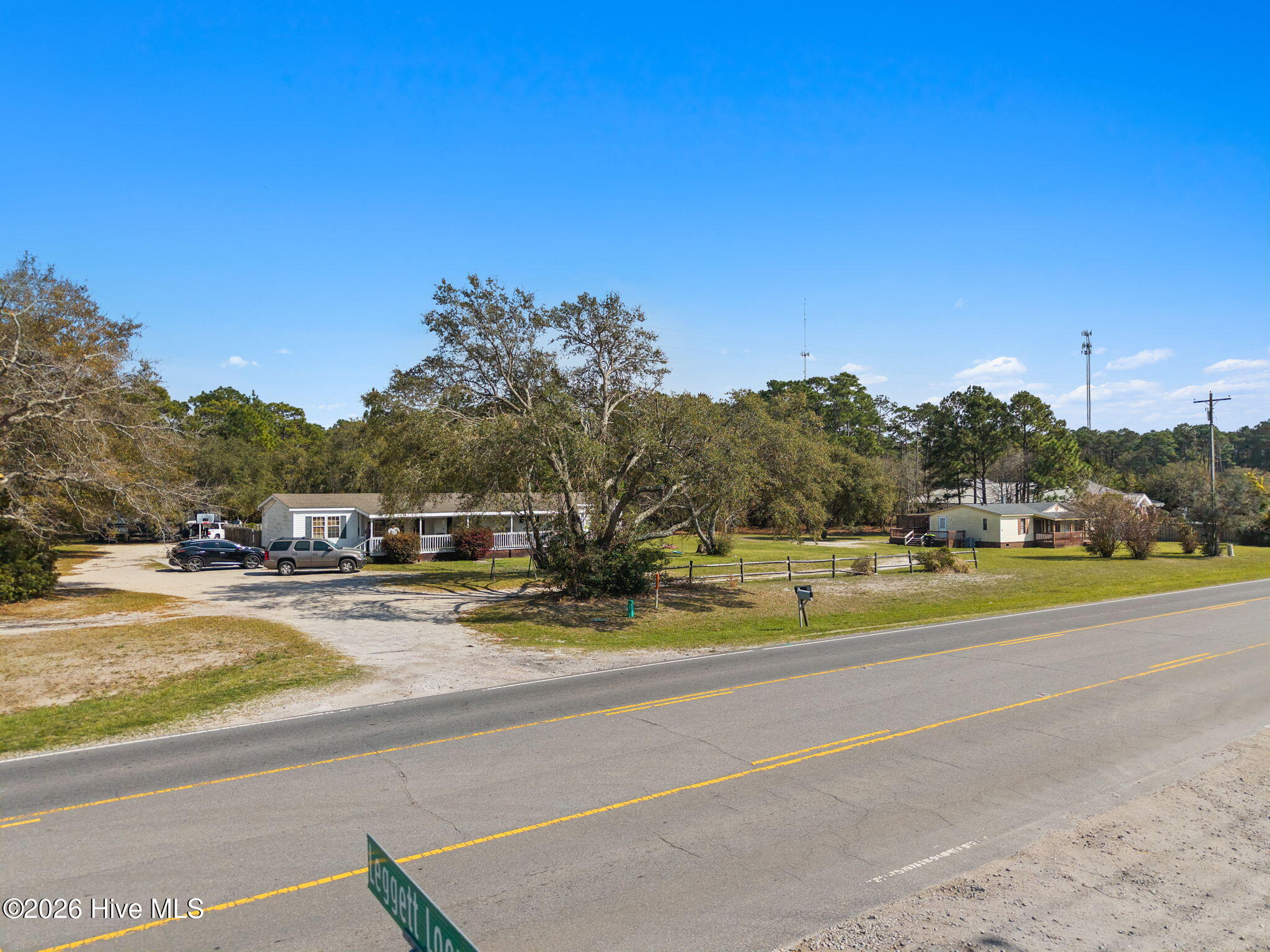 8094-8096 River Road SE