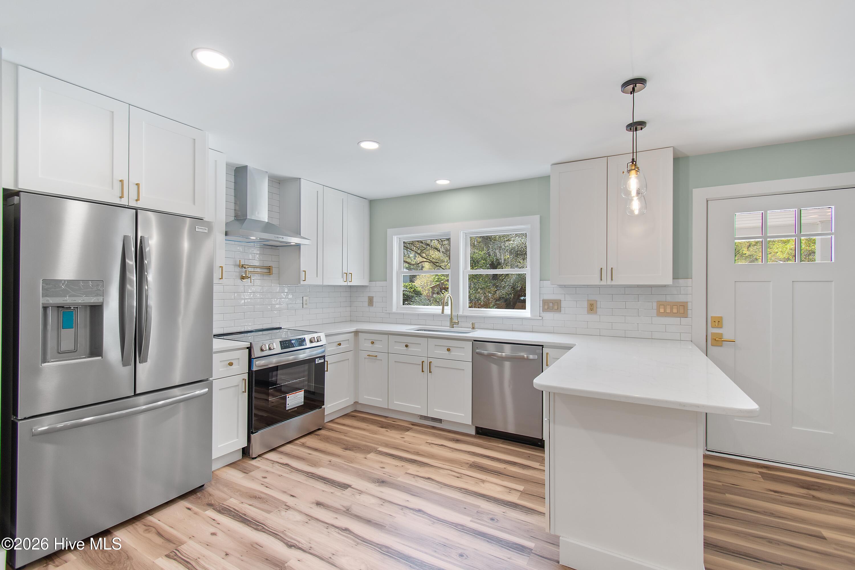 6328 Tolman Street SW