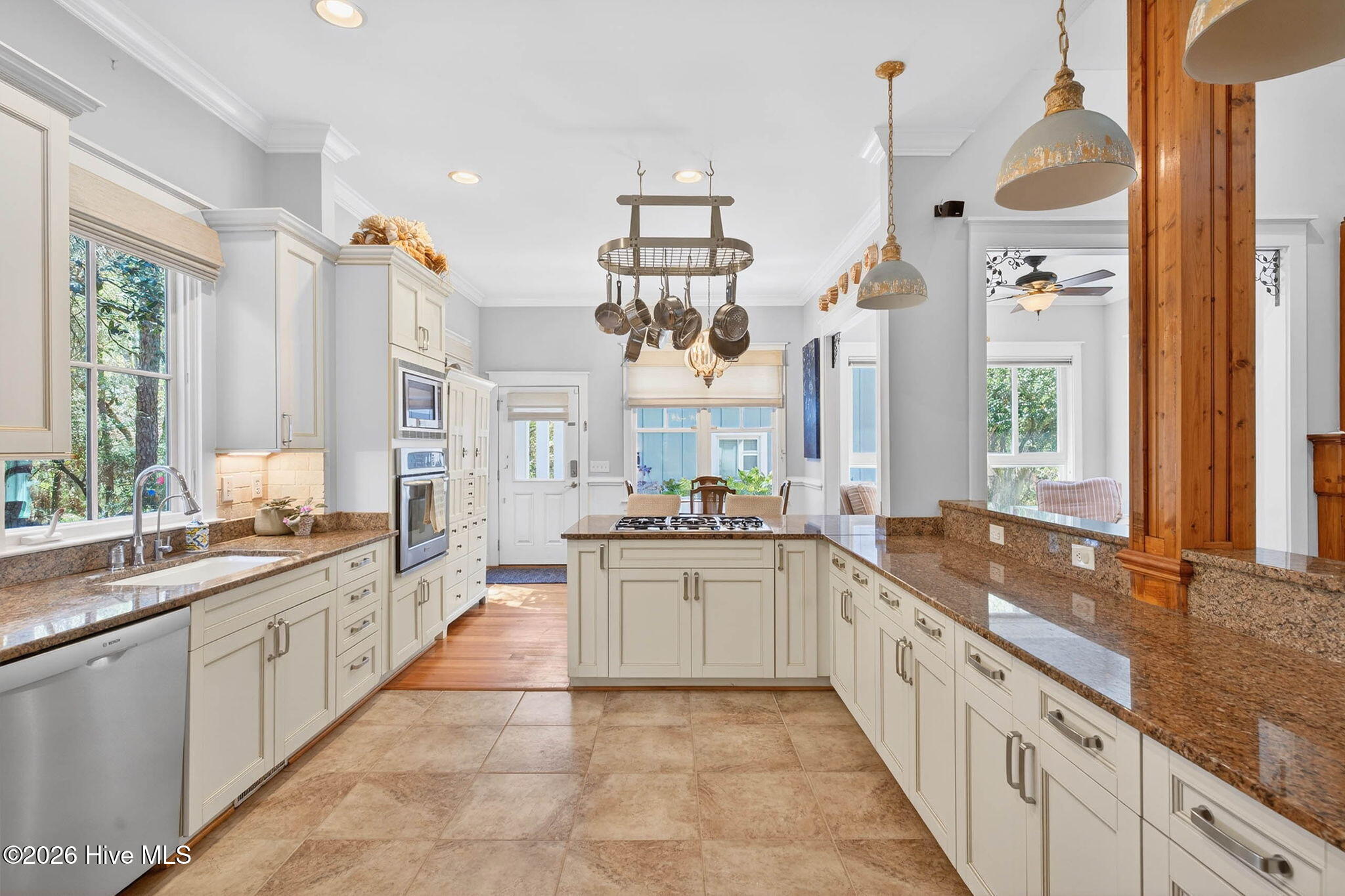 6243 Cottage Creek Road